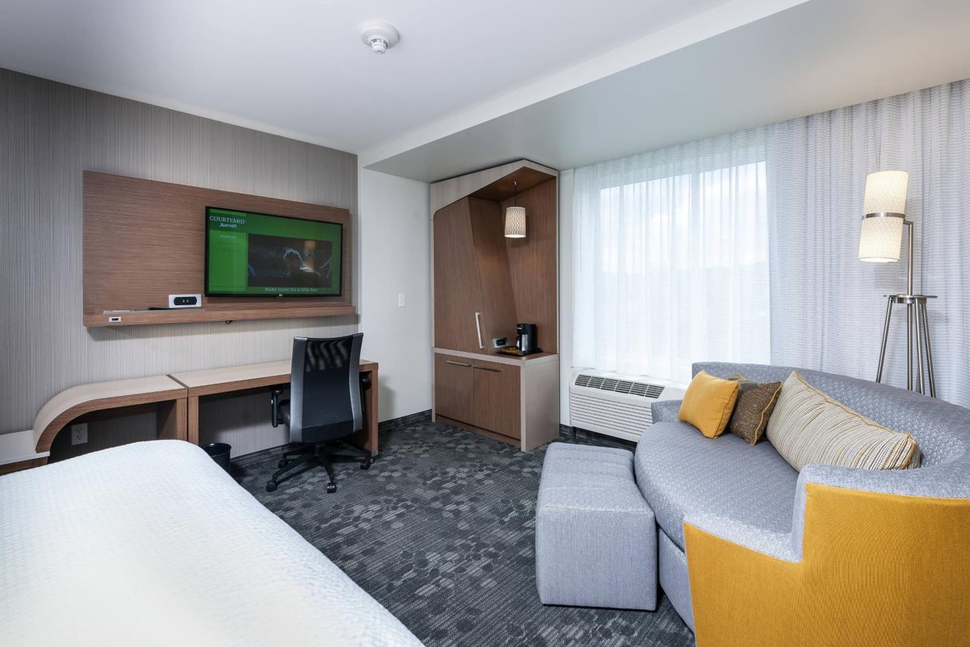 Courtyard by Marriott Boston Littleton gallery photo in Littleton, MA — image 11