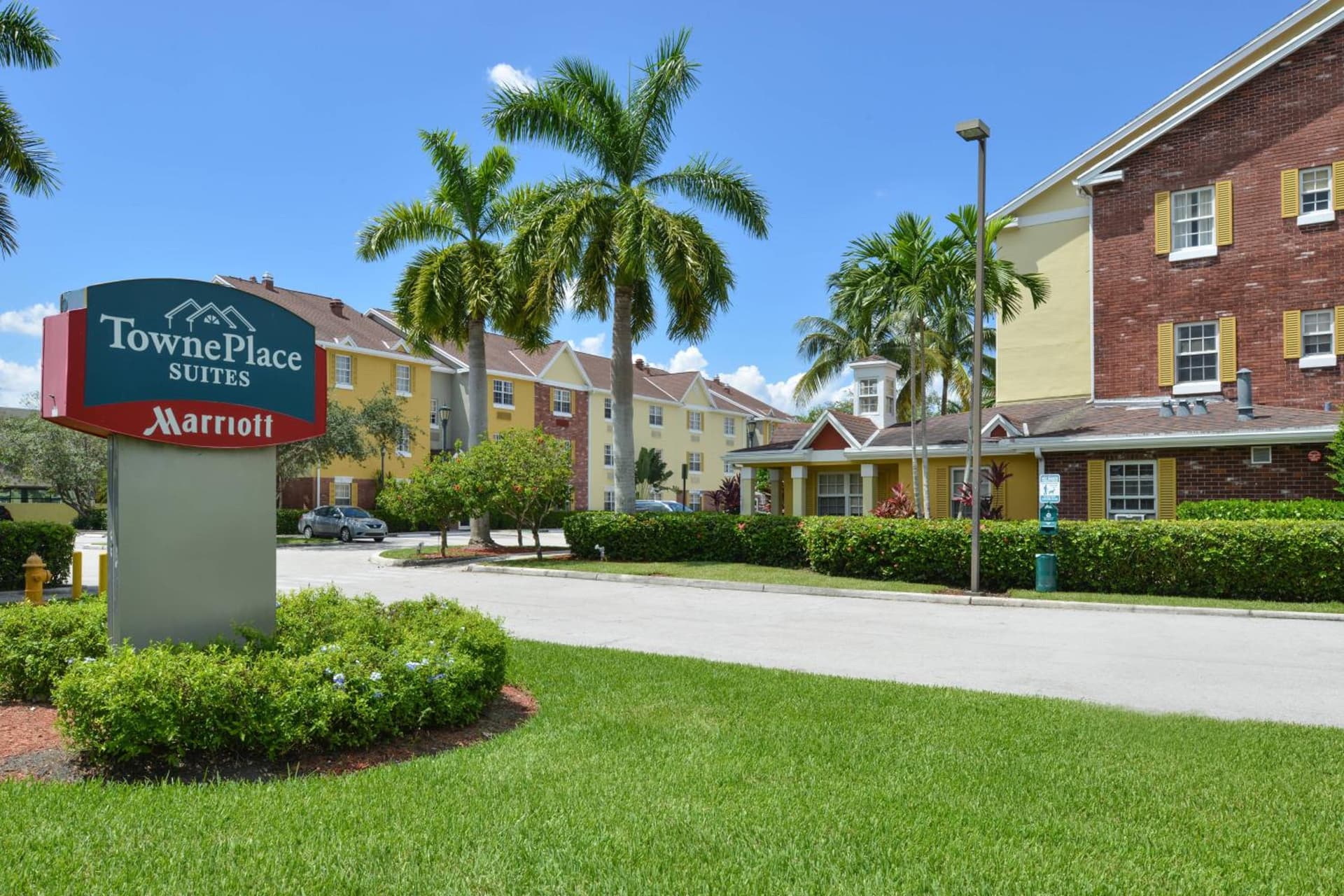 Candlewood Suites Miami Lakes by IHG property views in Miami Lakes, FL — gallery photo 3
