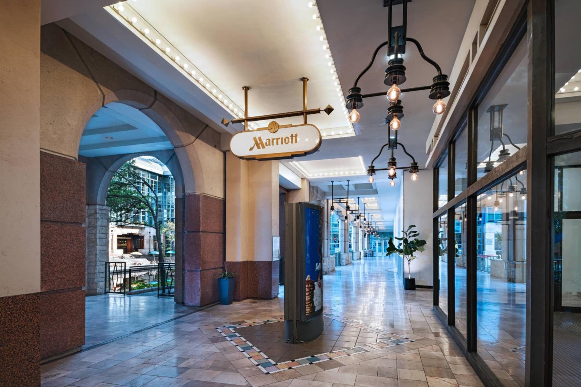 San Antonio Marriott Rivercenter on the River Walk gallery photo in San Antonio, TX — image 41