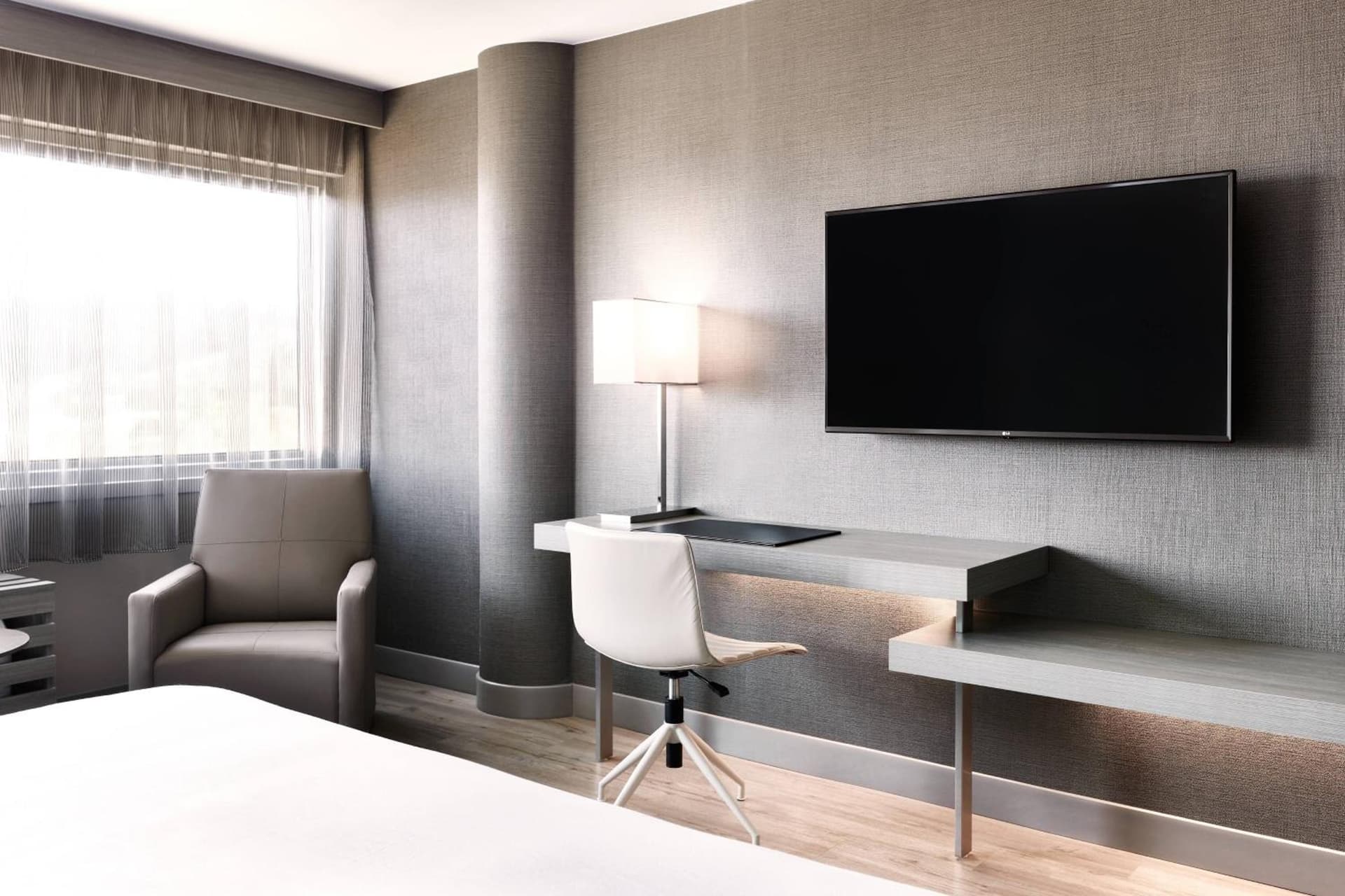 AC Hotel by Marriott Pleasanton gallery photo in Pleasanton, CA — image 45