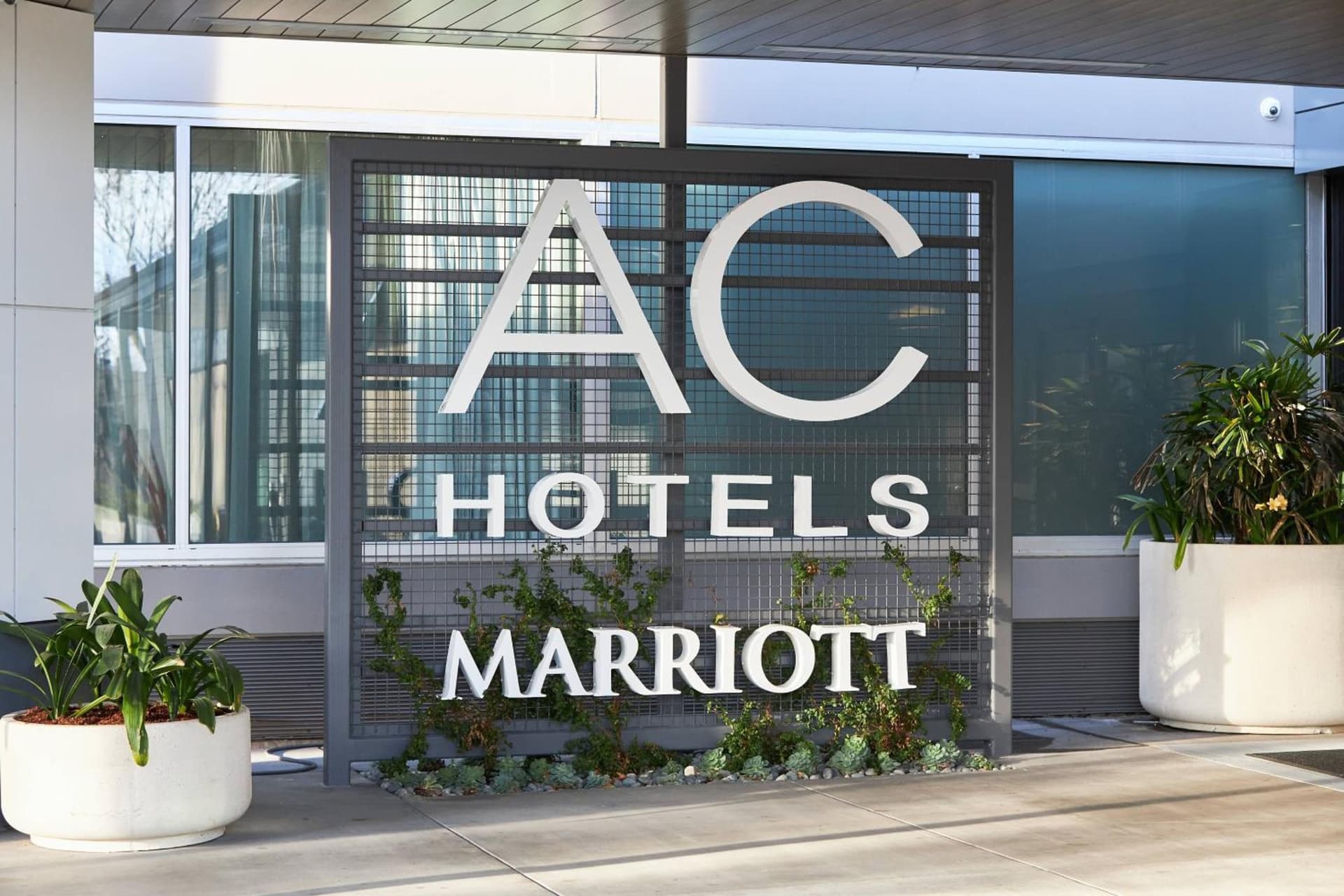 AC Hotel by Marriott Pleasanton gallery photo in Pleasanton, CA — image 16