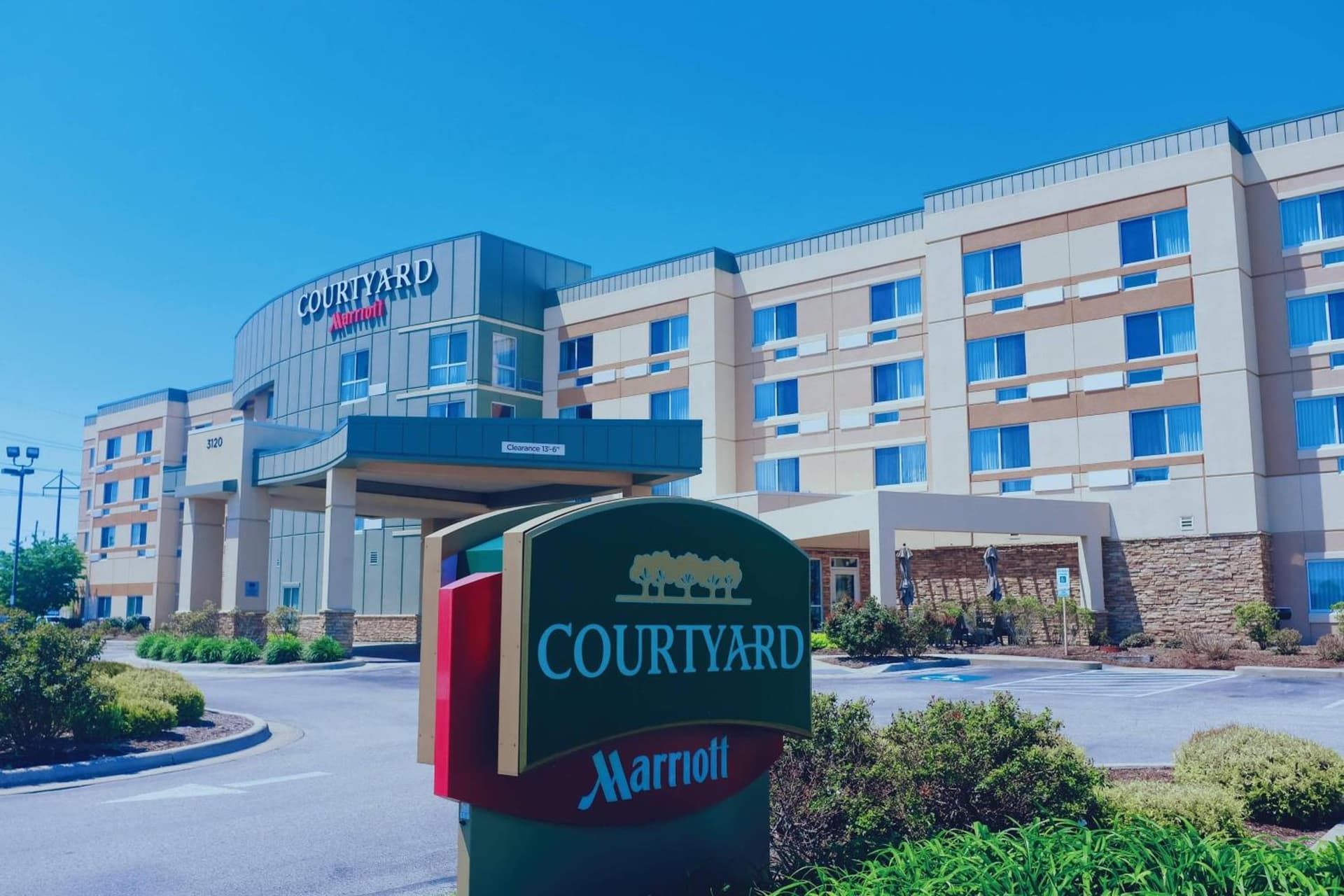 Courtyard by Marriott Owensboro featured exterior or lobby in Owensboro, KY — similar hotel