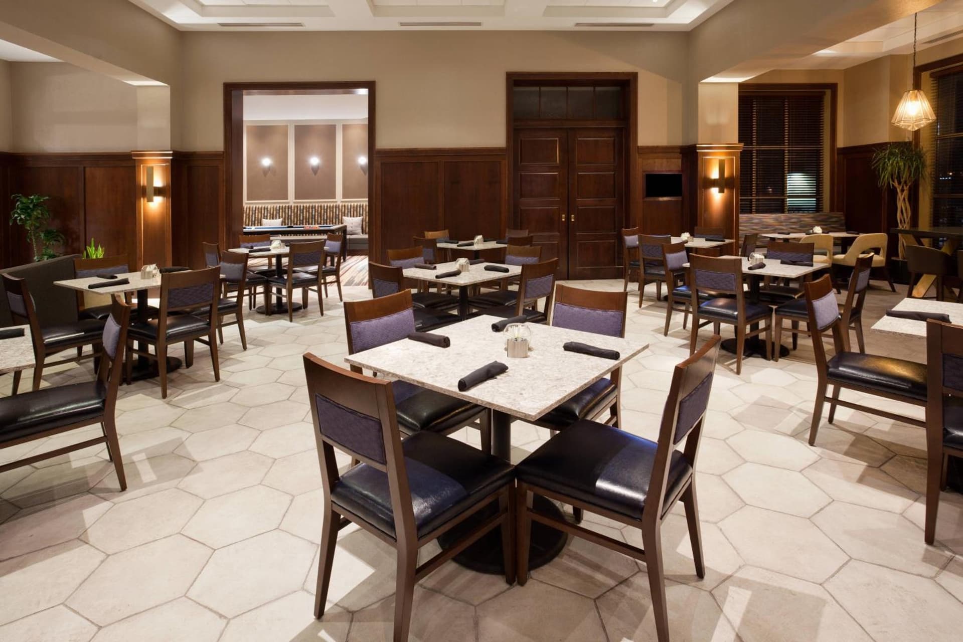 Sheraton St. Paul Woodbury Hotel gallery photo in Woodbury, MN — image 16