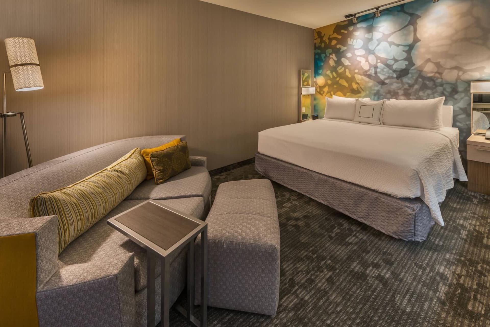 Courtyard by Marriott Reno Downtown/Riverfront property views in Reno, NV — gallery photo 3