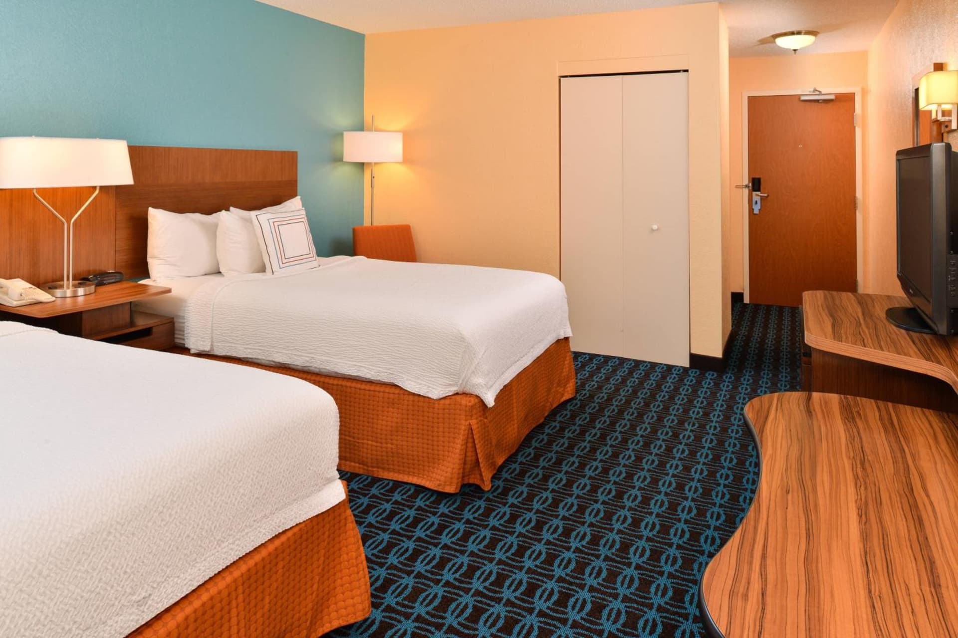 Fairfield Inn & Suites Cleveland Avon interior in Avon, OH — gallery photo 2
