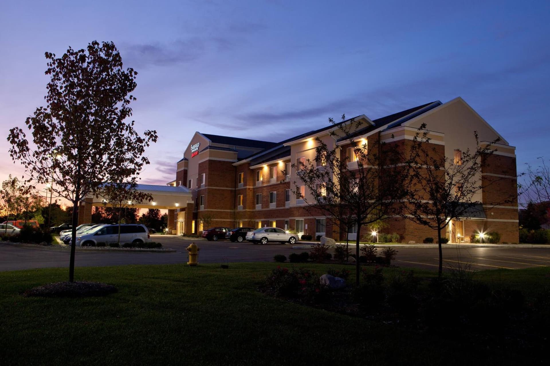 Fairfield Inn and Suites Flint Fenton — hotel in Fenton, Michigan