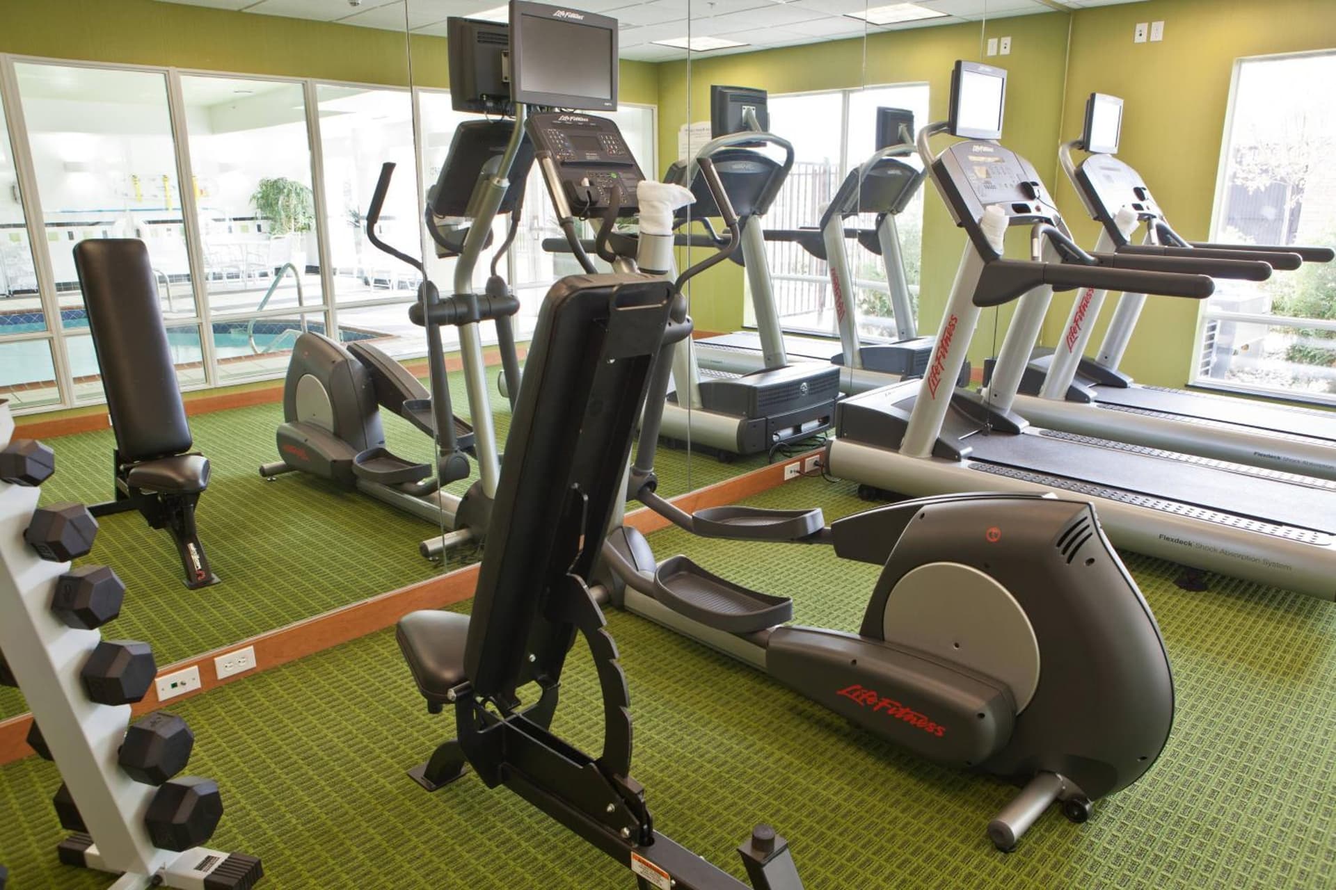 Fairfield Inn and Suites Flint Fenton gallery photo in Fenton, MI — image 12