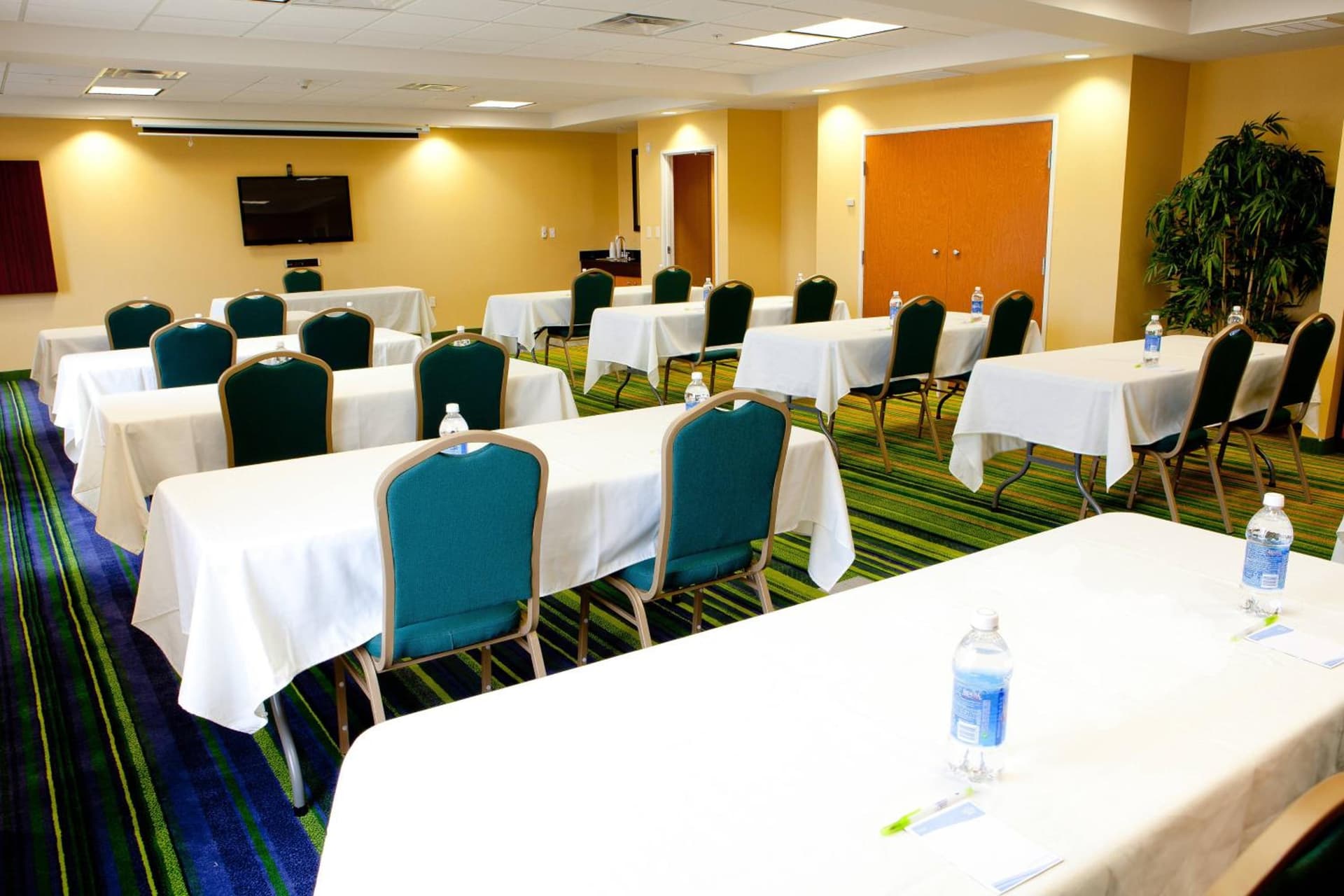 Fairfield Inn and Suites Flint Fenton gallery photo in Fenton, MI — image 16