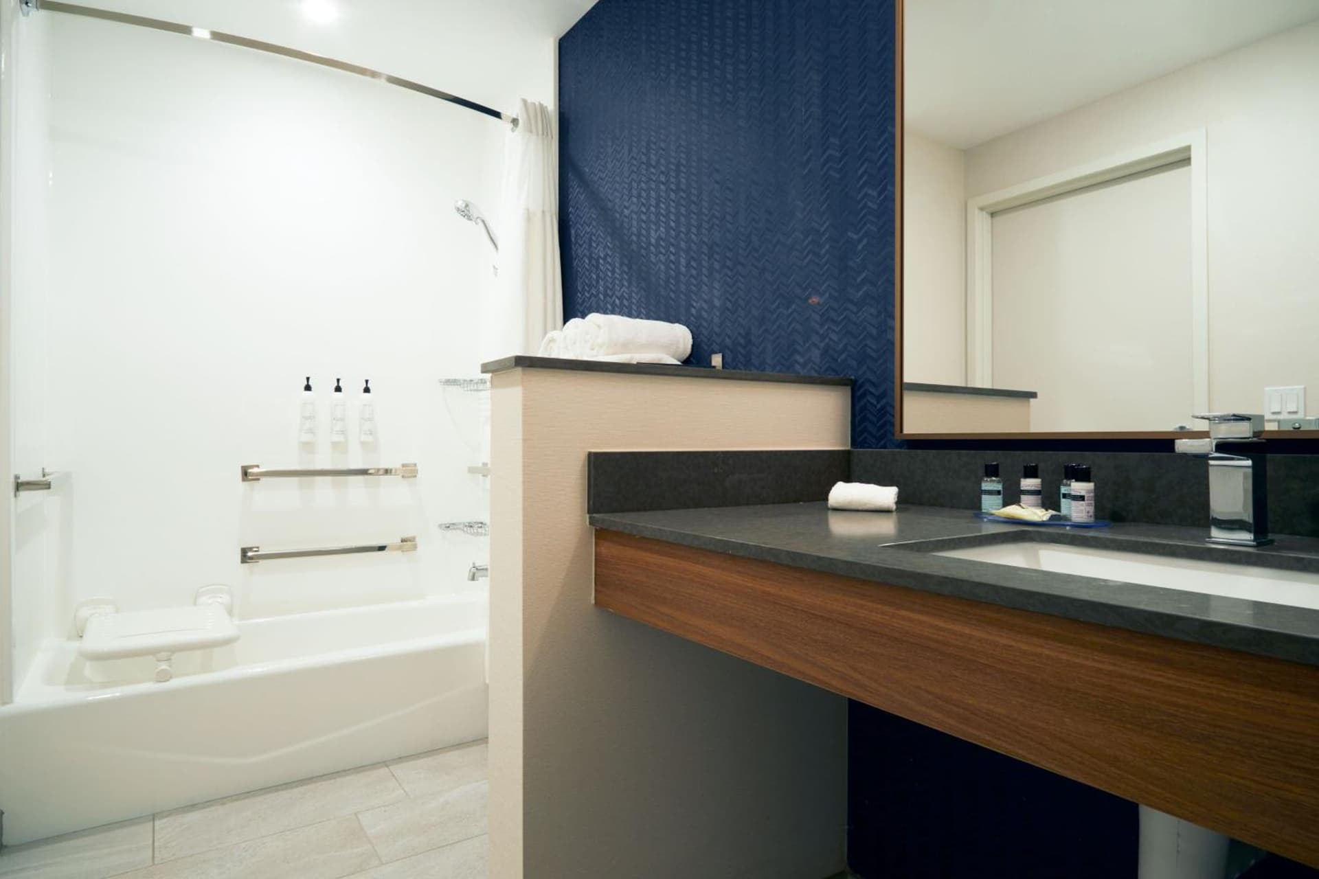 Fairfield by Marriott Inn & Suites Palmdale West gallery photo in Palmdale, CA — image 35