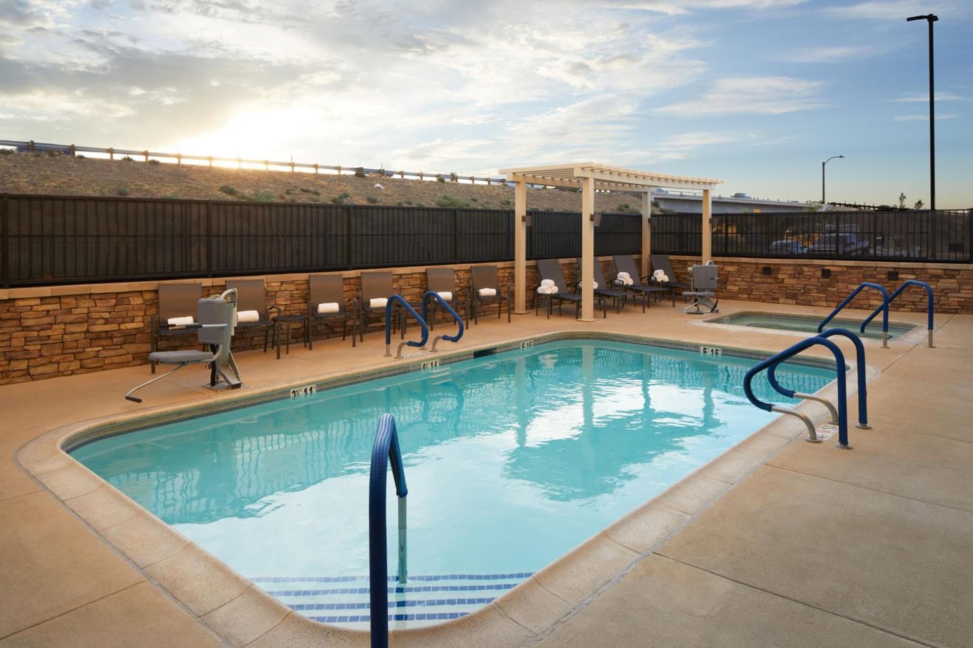 Fairfield by Marriott Inn & Suites Palmdale West gallery photo in Palmdale, CA — image 10