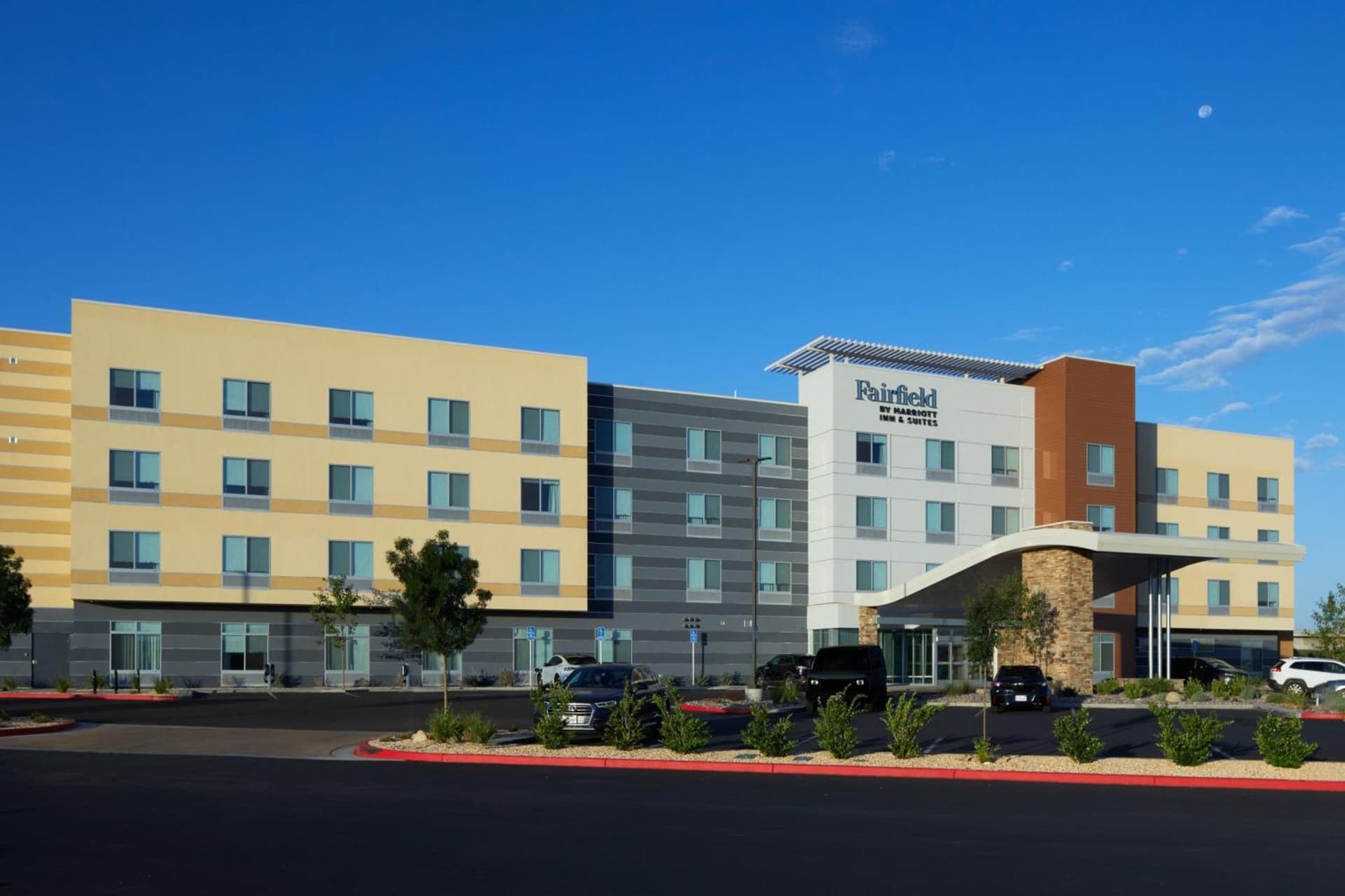 Fairfield by Marriott Inn & Suites Palmdale West property views in Palmdale, CA — gallery photo 3