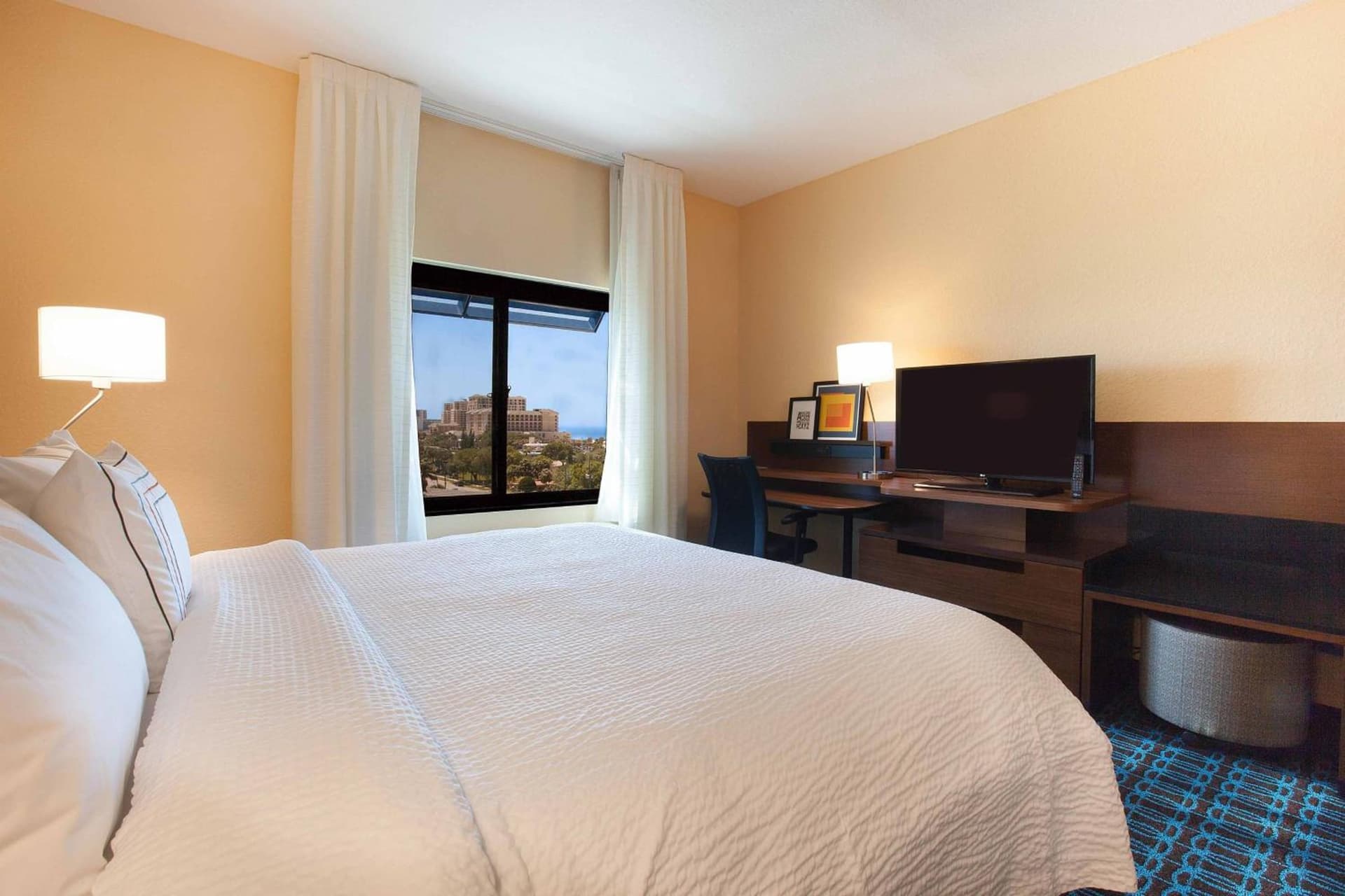 Fairfield Inn & Suites by Marriott Clearwater Beach gallery photo in Clearwater Beach, FL — image 24