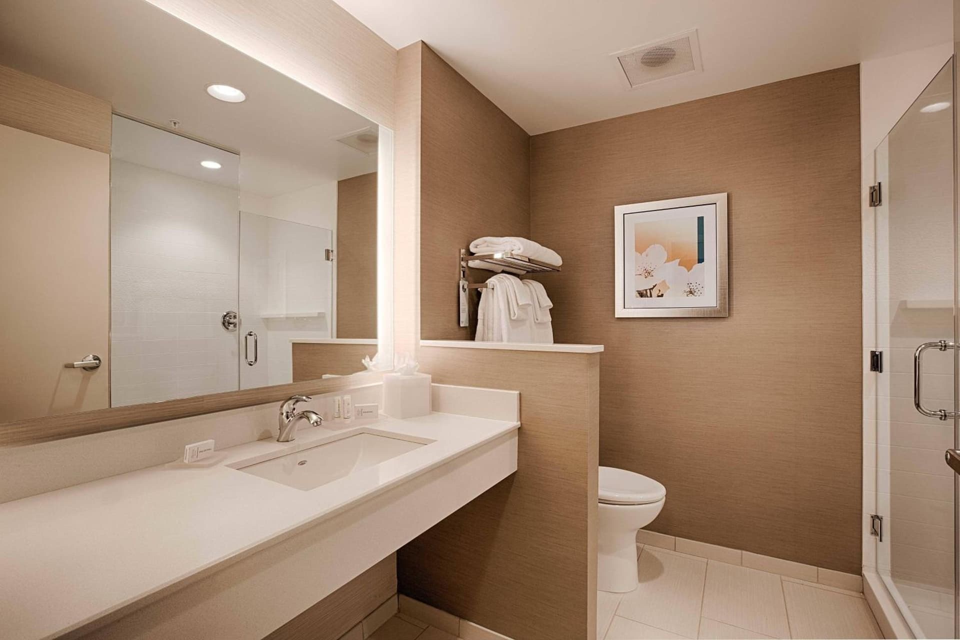 Fairfield Inn & Suites by Marriott Clearwater Beach gallery photo in Clearwater Beach, FL — image 6
