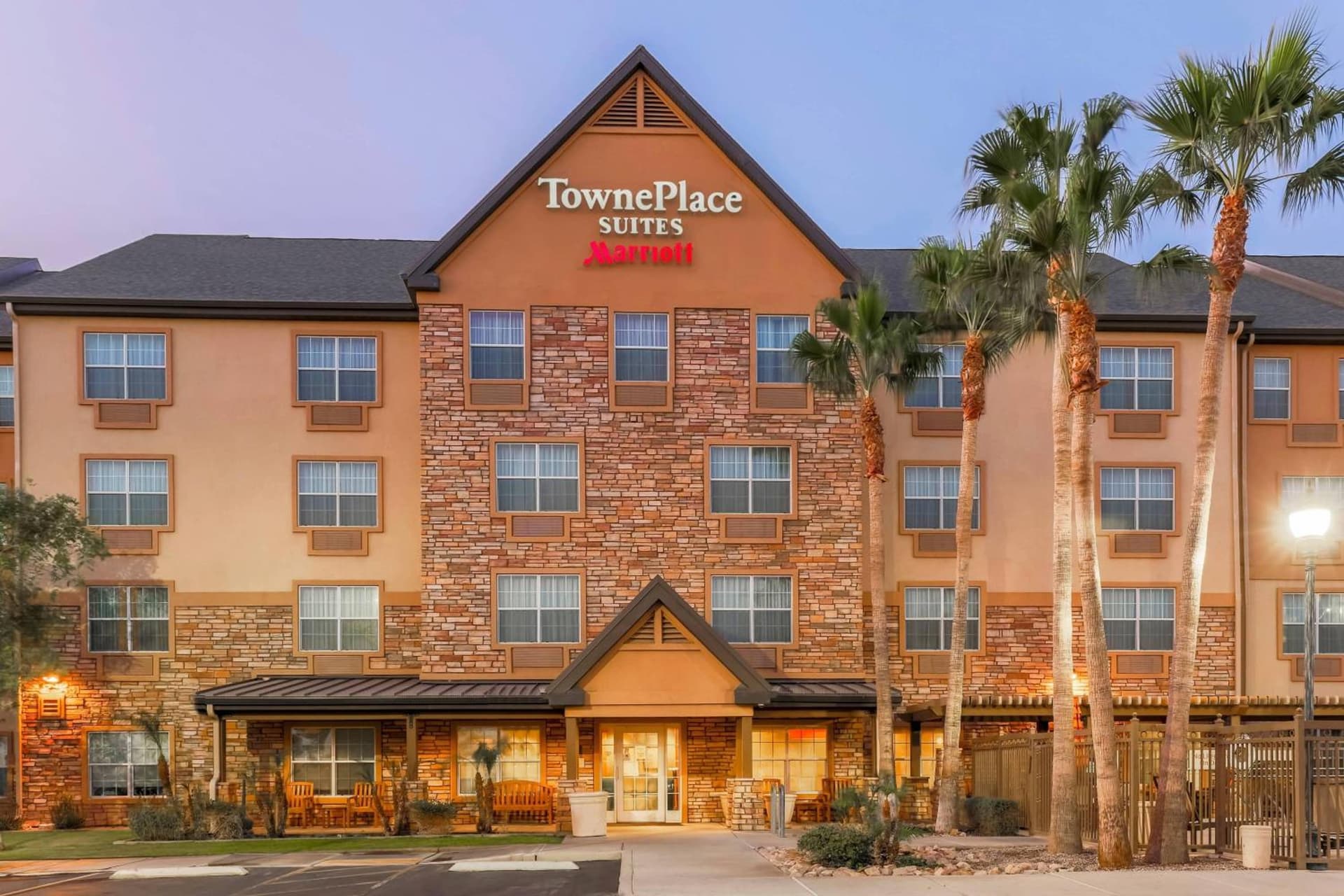 TownePlace Suites by Marriott Yuma interior in Yuma, AZ — gallery photo 2