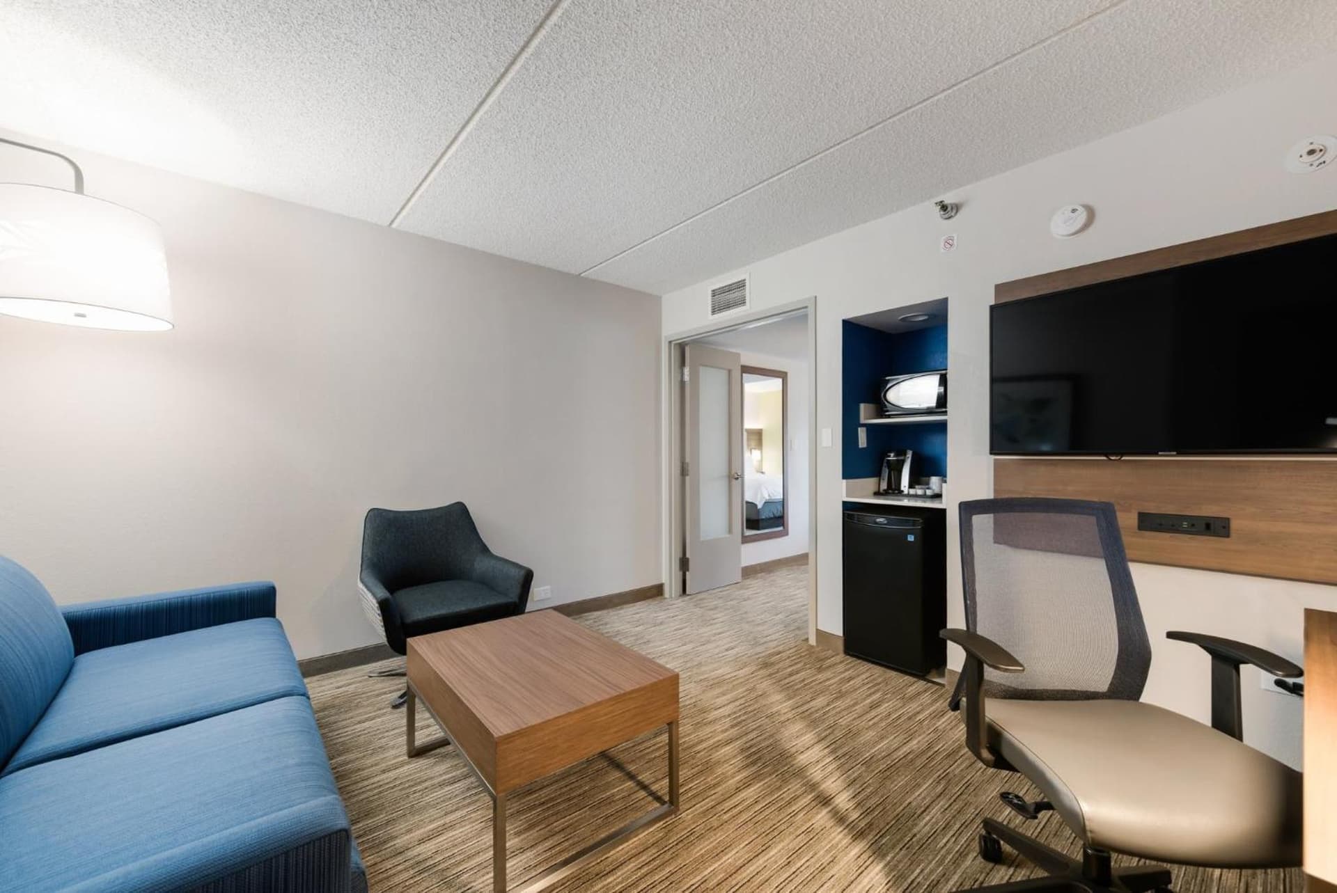 Holiday Inn Express Naperville by IHG gallery photo in Naperville, IL — image 24