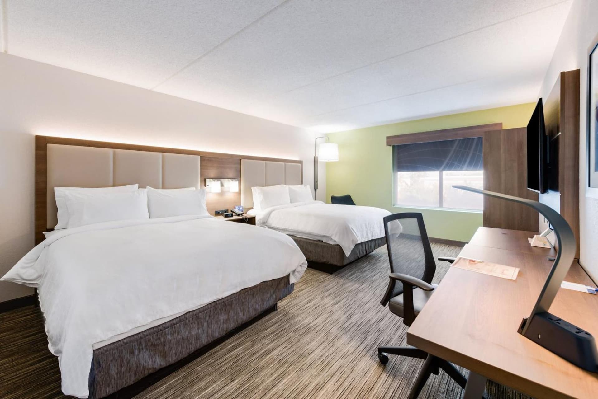Holiday Inn Express Naperville by IHG property views in Naperville, IL — gallery photo 3