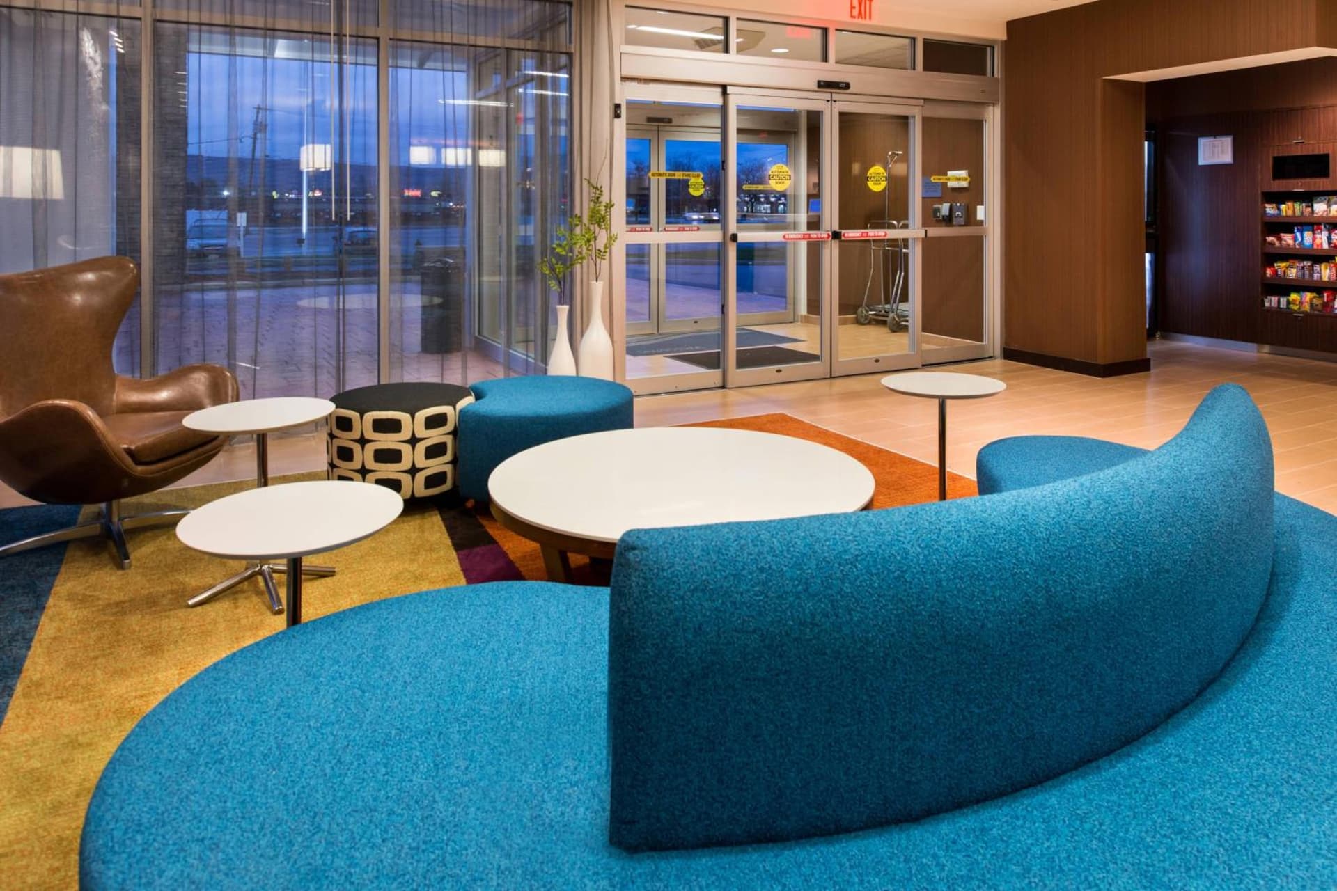 Fairfield Inn & Suites by Marriott Utica property views in Utica, NY — gallery photo 3