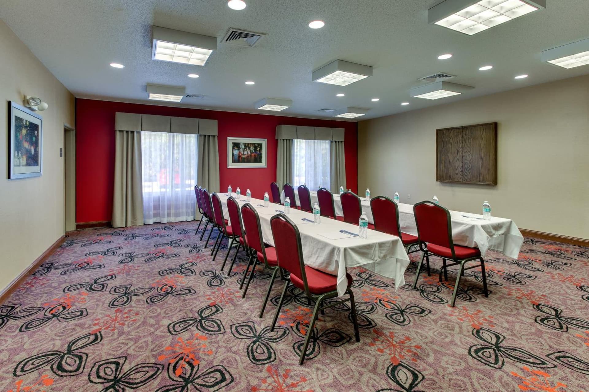 Holiday Inn Express Hotel & Suites Lancaster-Lititz by IHG gallery photo in Lititz, PA — image 6