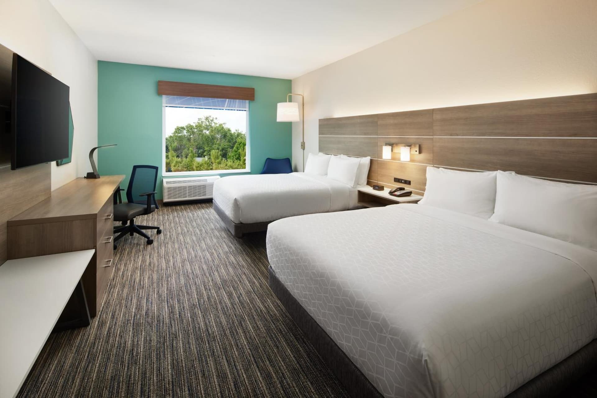 Holiday Inn Express & Suites Gulf Breeze - Pensacola Area by IHG interior in Gulf Breeze, FL — gallery photo 2