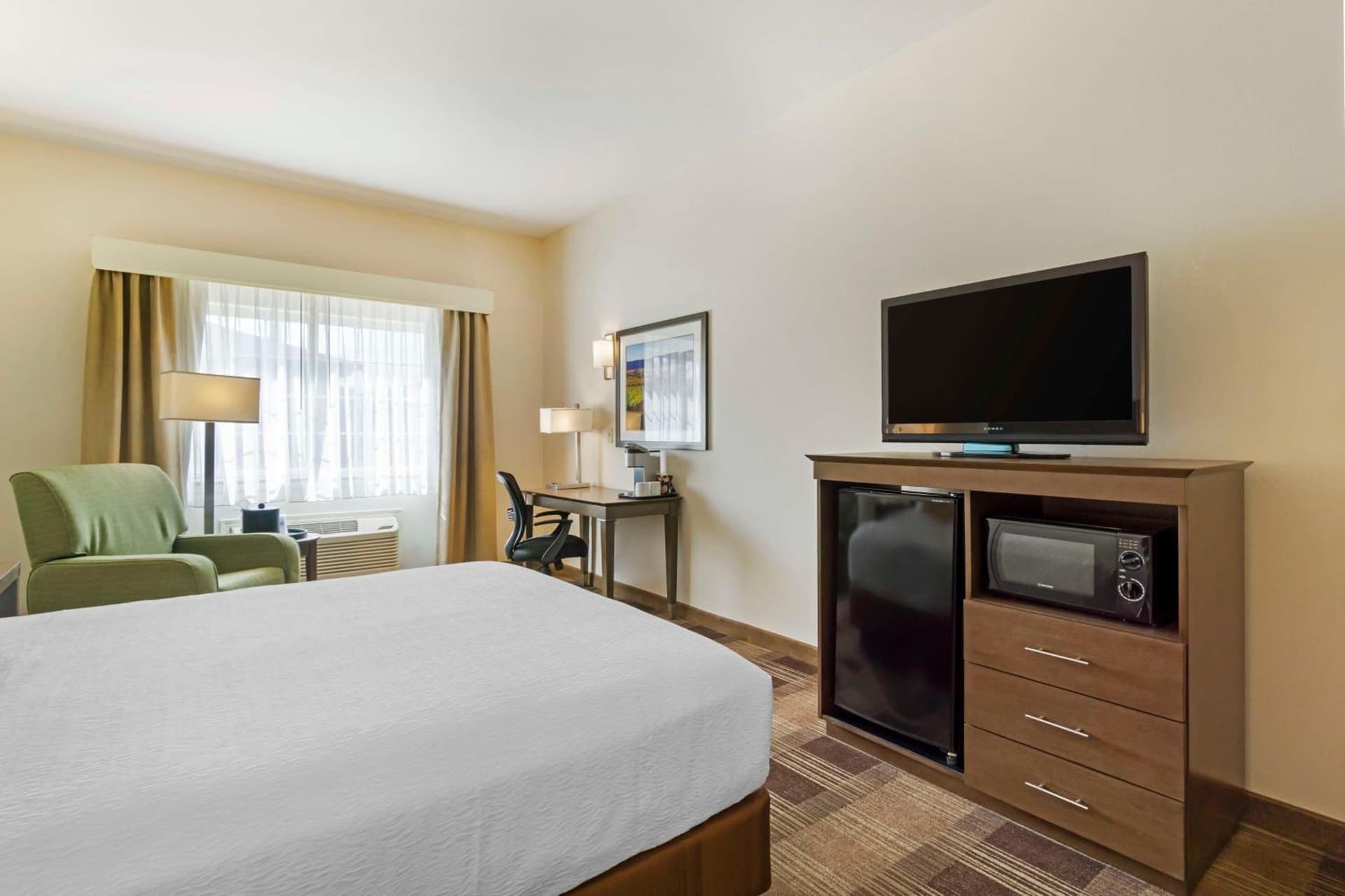 Best Western Plus The Inn at Horse Heaven gallery photo in Prosser, WA — image 43