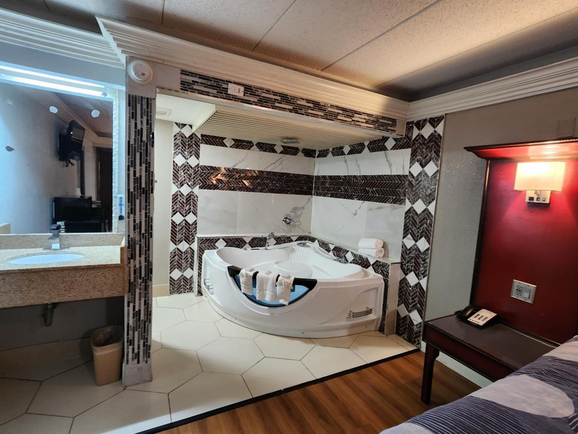 Americas Best Value Inn and Suites Little Rock property views in Little Rock, AR — gallery photo 3