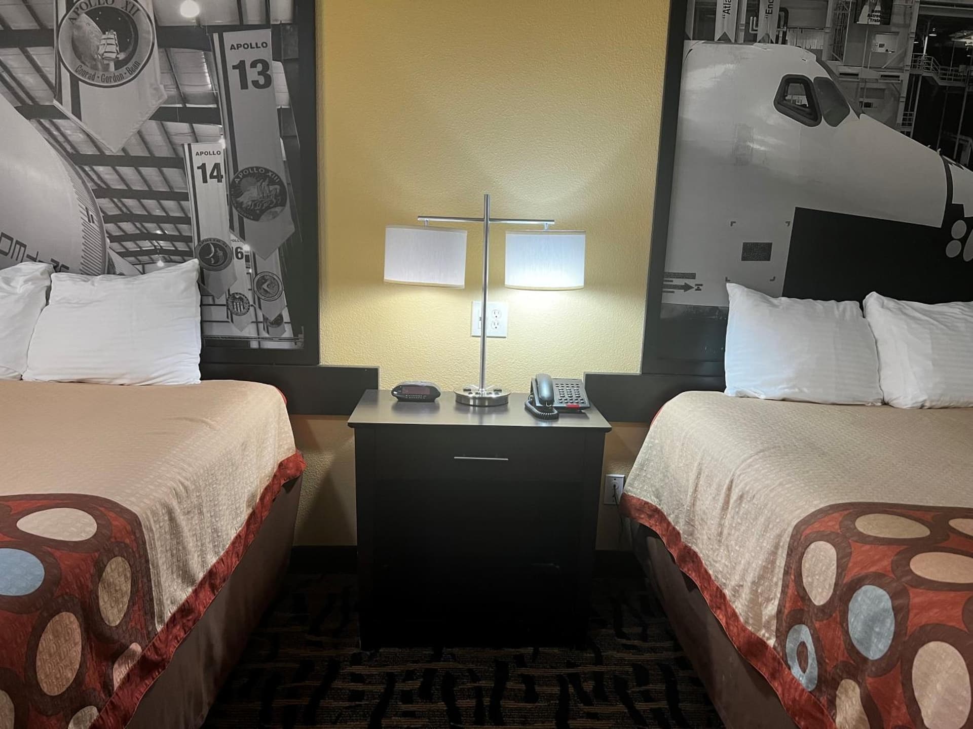 Super 8 by Wyndham Pasadena gallery photo in Pasadena, TX — image 20