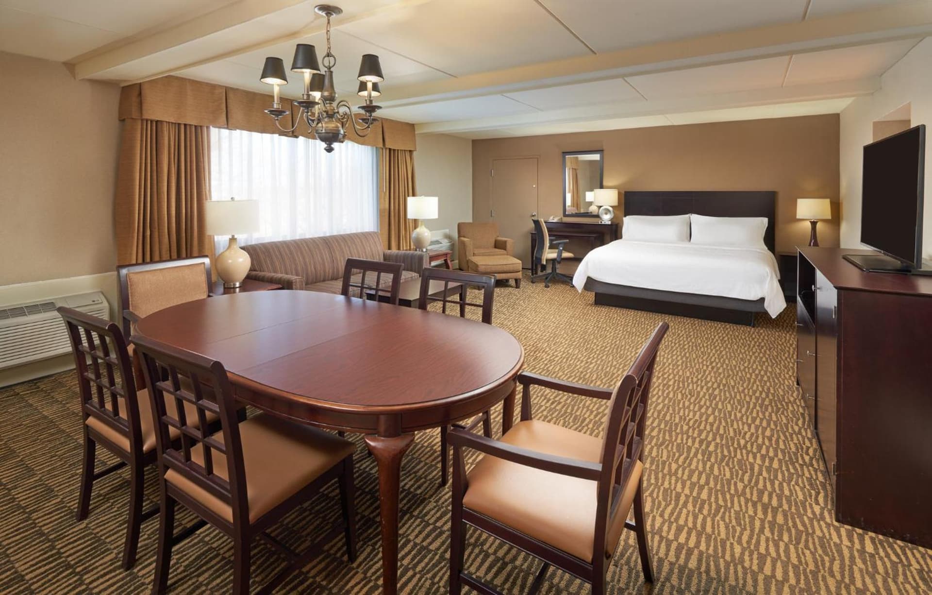 Wyndham Executive Center Columbia gallery photo in Columbia, MO — image 17