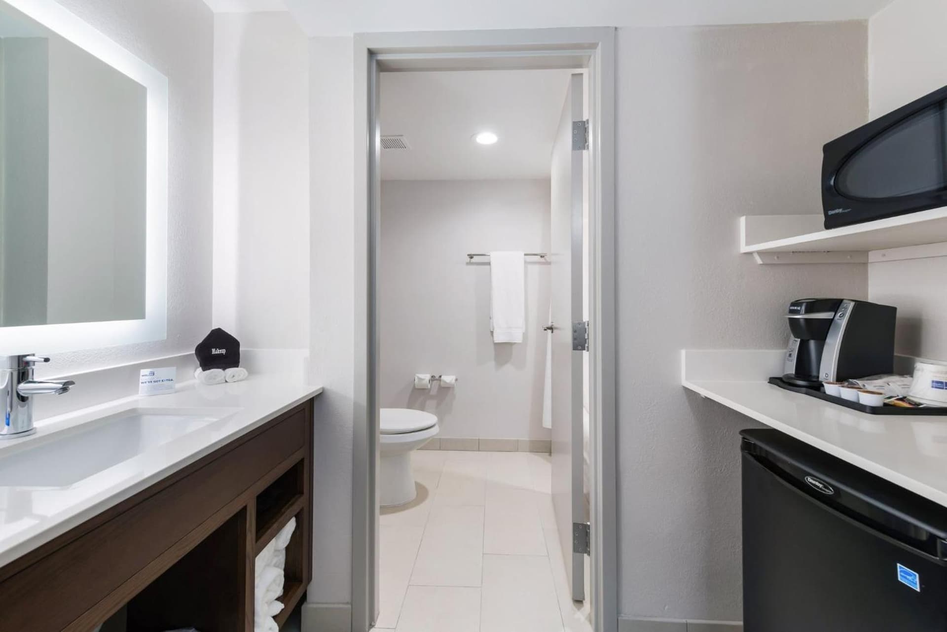 Holiday Inn Express Naperville by IHG gallery photo in Naperville, IL — image 42