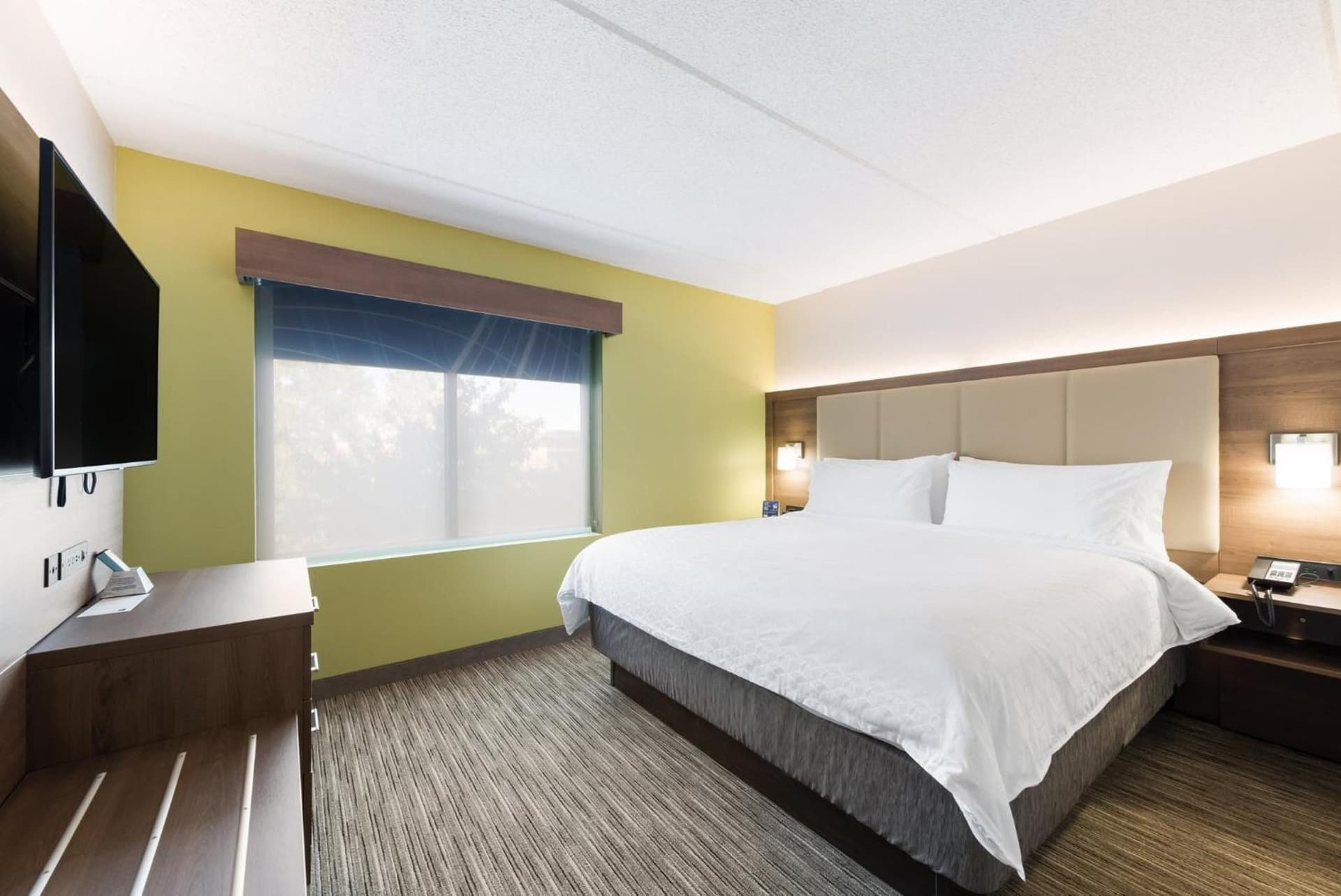 Holiday Inn Express Naperville by IHG gallery photo in Naperville, IL — image 4