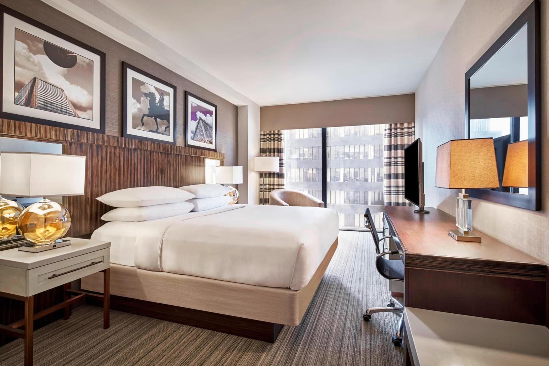 Sonesta Hotel Baltimore Inner Harbor gallery photo in Baltimore, MD — image 9