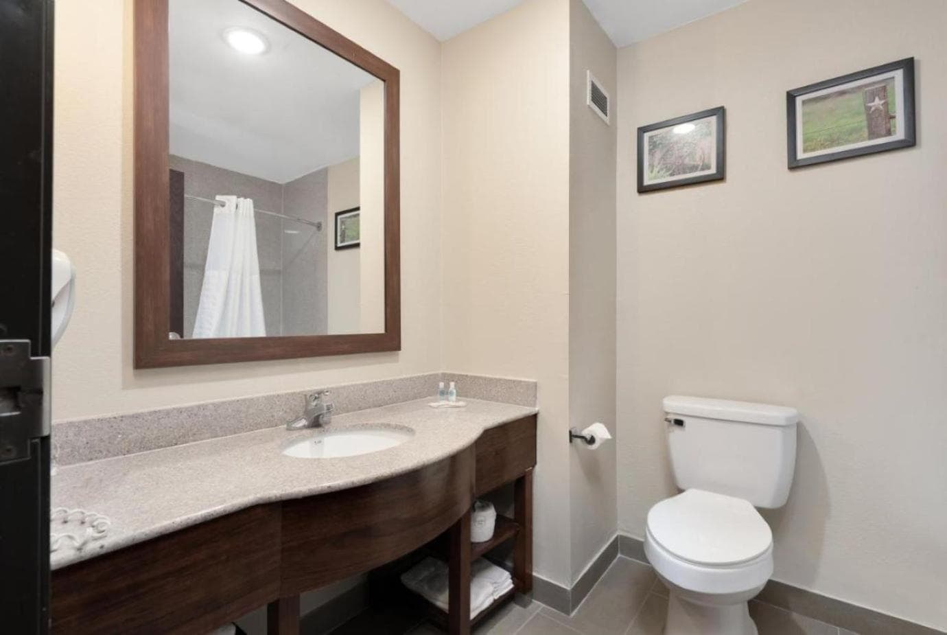 Comfort Suites Abilene Central gallery photo in Abilene, TX — image 32