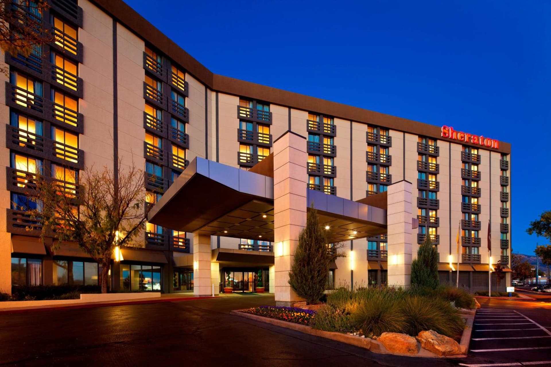 Sheraton Albuquerque Uptown by Marriott — hotel in Albuquerque, New Mexico
