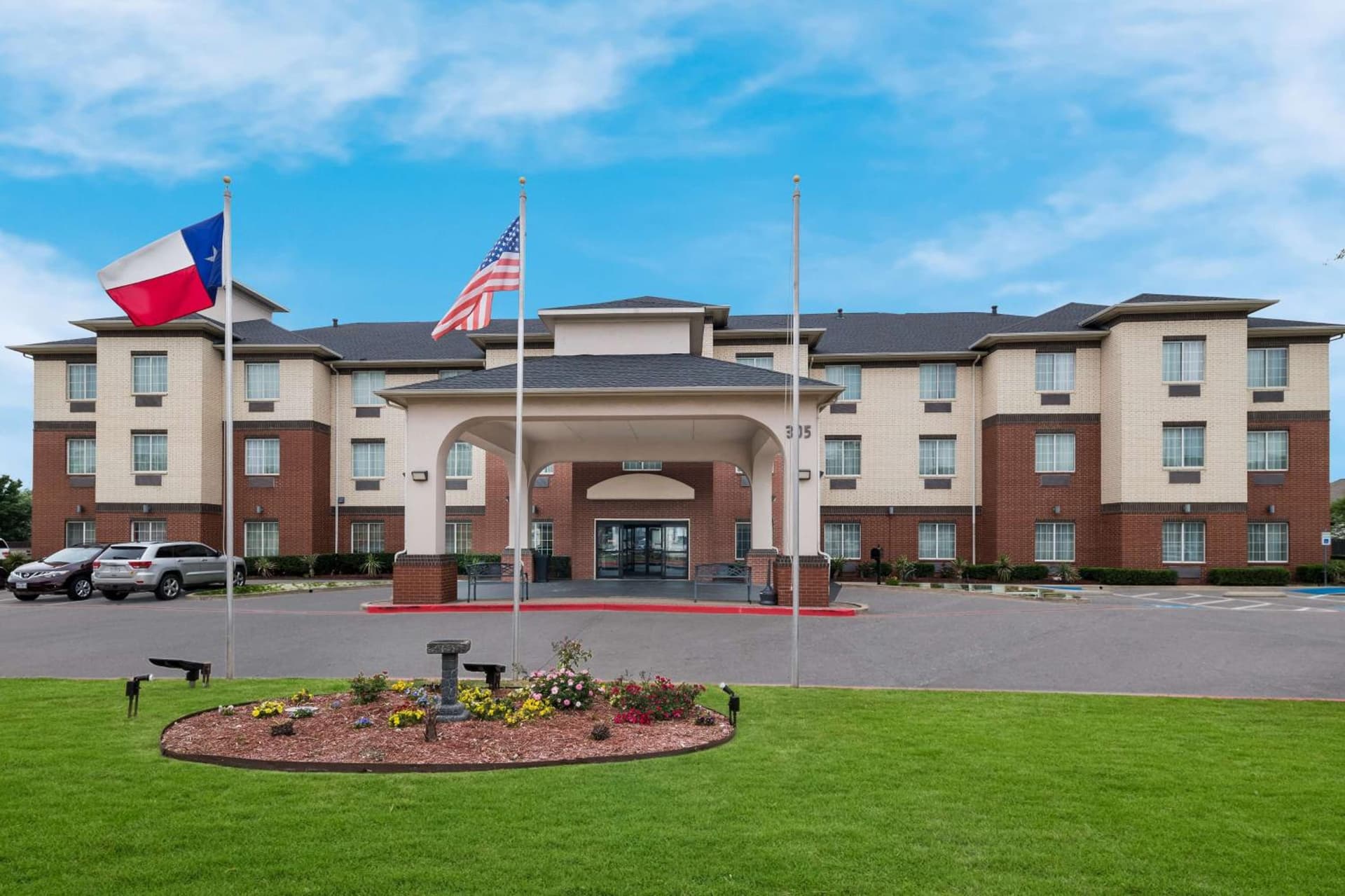 Best Western Plus Lake Dallas Inn & Suites gallery photo in Lake Dallas, TX — image 7
