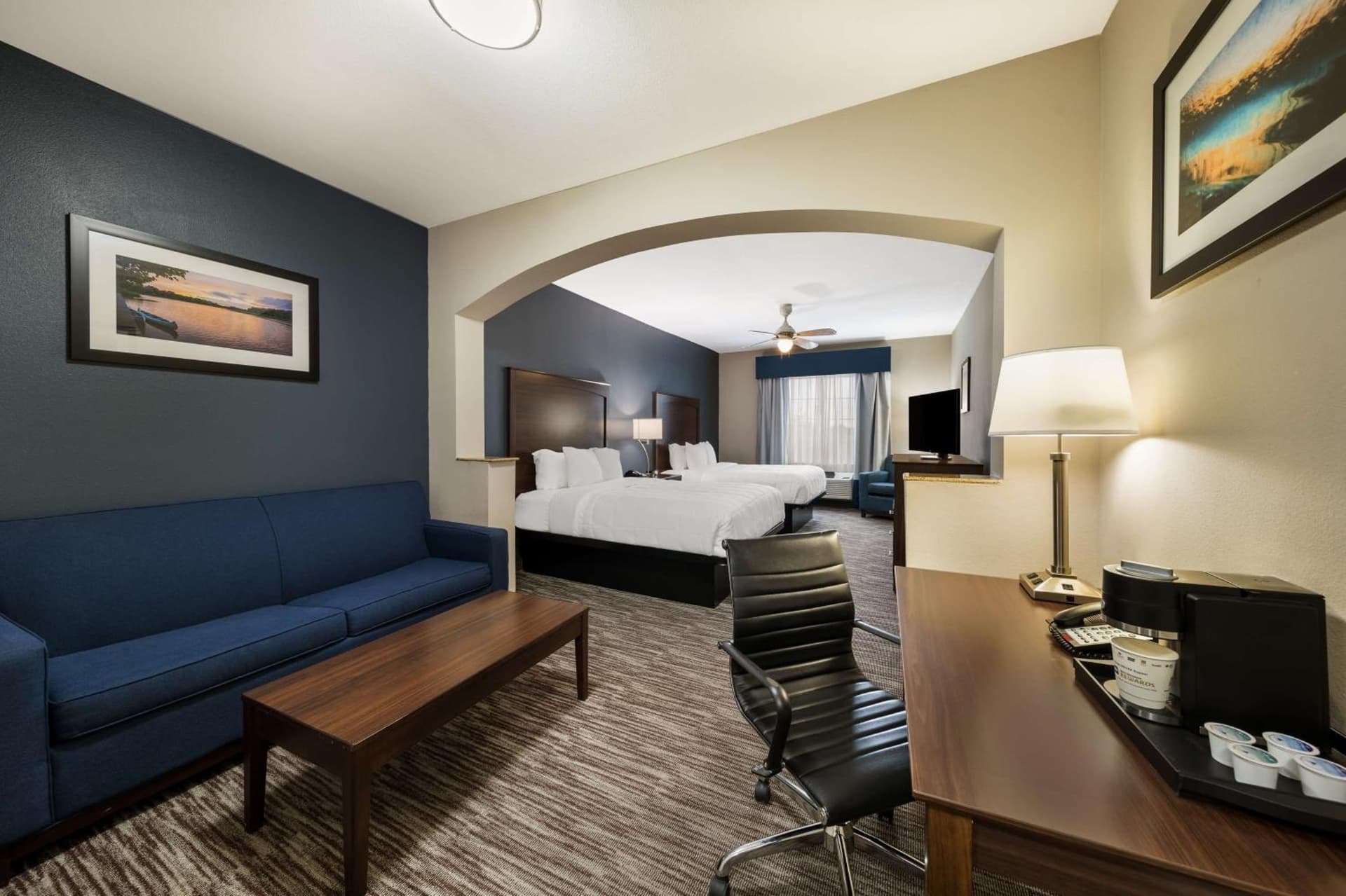 Best Western Plus Lake Dallas Inn & Suites gallery photo in Lake Dallas, TX — image 4