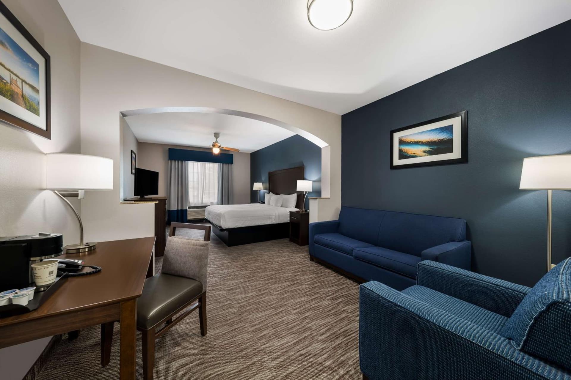 Best Western Plus Lake Dallas Inn & Suites gallery photo in Lake Dallas, TX — image 24