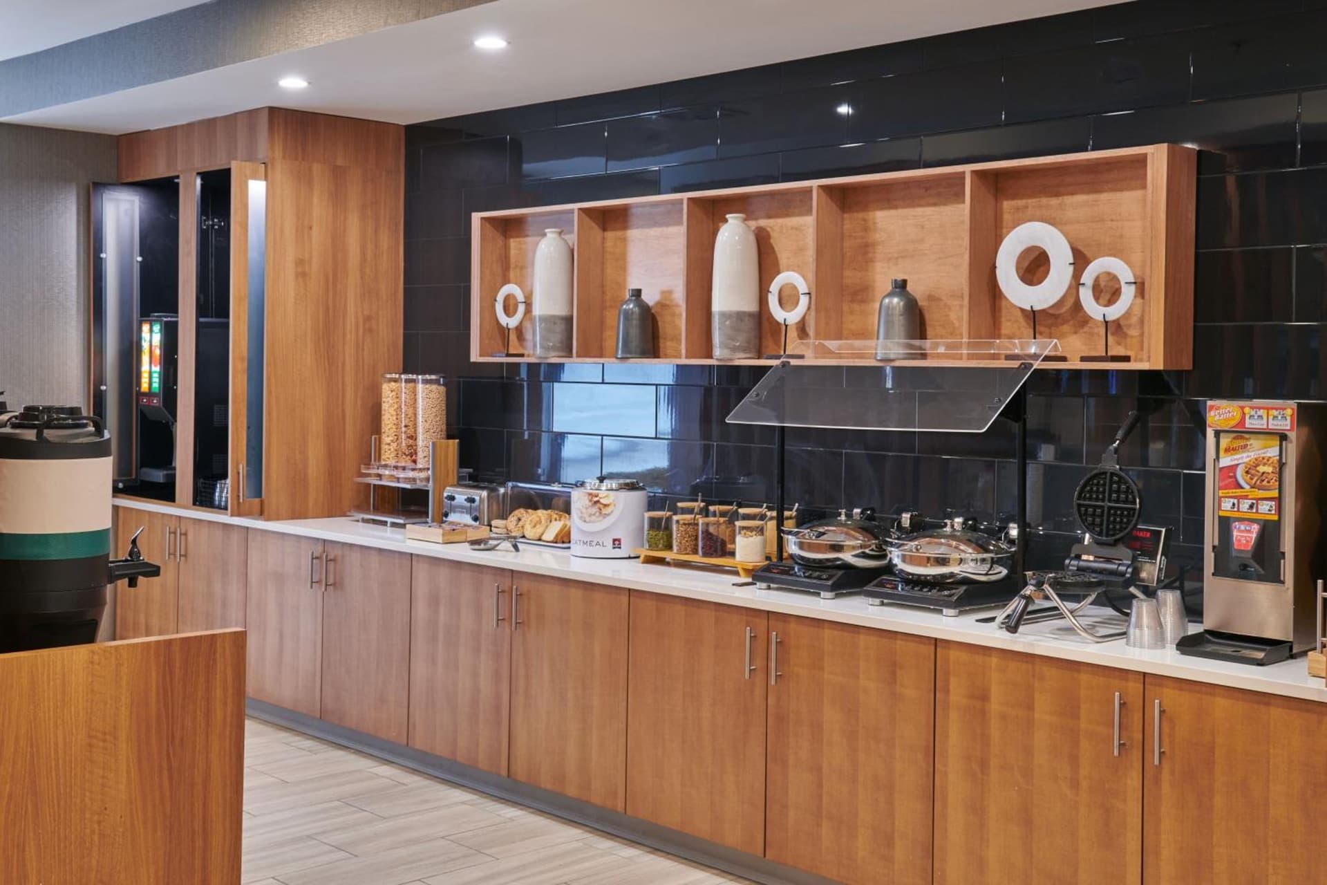 SpringHill Suites by Marriott Detroit Dearborn gallery photo in Dearborn, MI — image 6