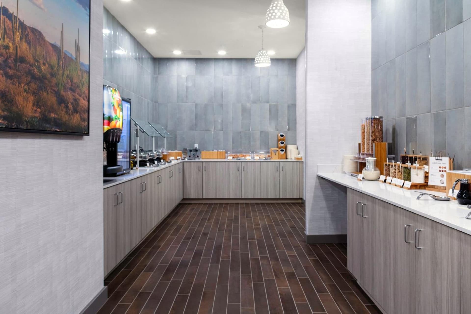 TownePlace Suites by Marriott Buckeye Verrado interior in Buckeye, AZ — gallery photo 2