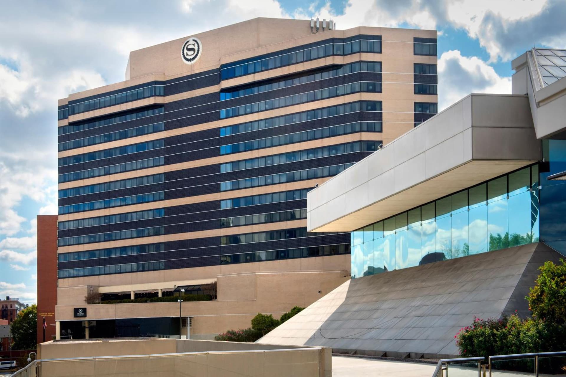 Sheraton Inner Harbor Hotel — hotel in Baltimore, Maryland