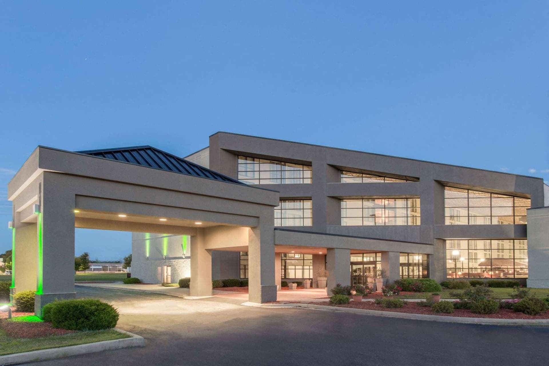 Wyndham Garden Conference Center Champaign - Urbana featured exterior or lobby in Champaign, IL — similar hotel