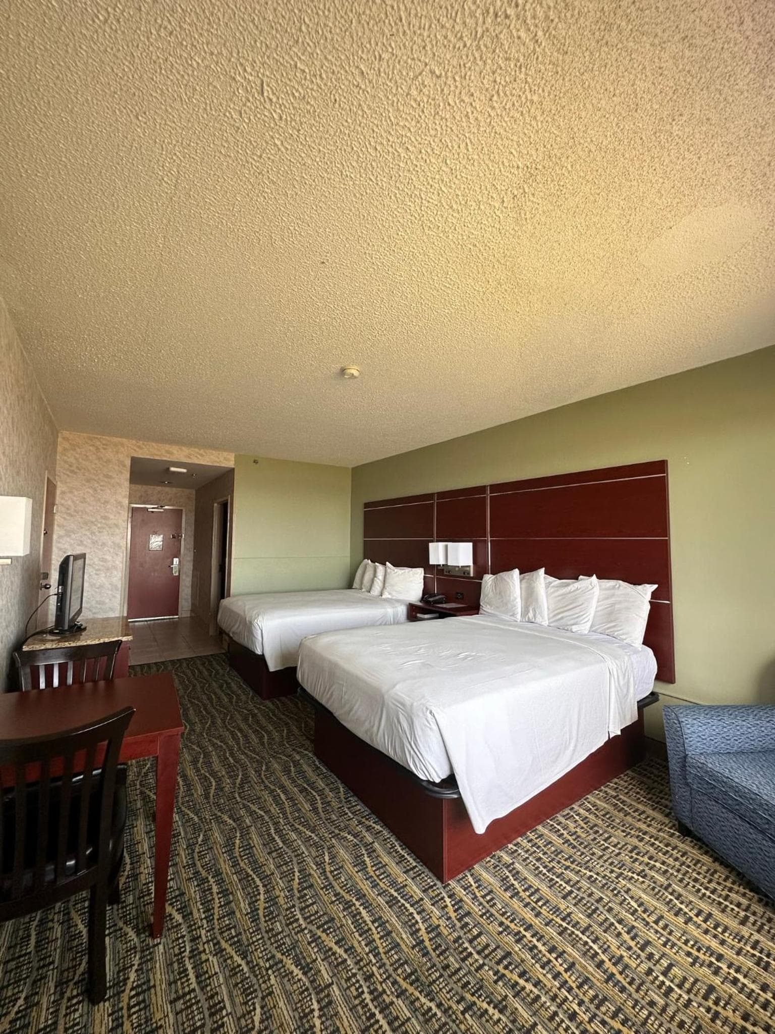 The Breakers Resort Inn interior in Virginia Beach, VA — gallery photo 2