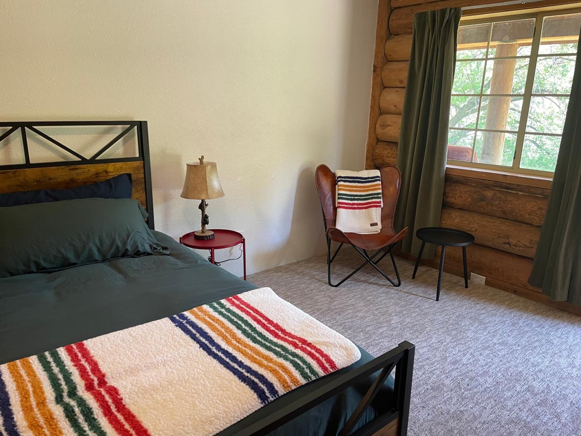 Bear Creek Cabins property views in Midpines, CA — gallery photo 3
