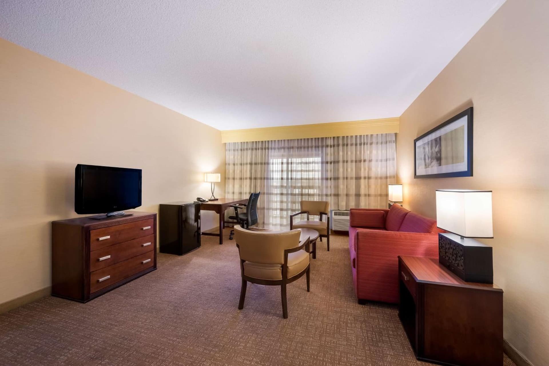 Sonesta Select Detroit Novi interior in Novi, MI — gallery photo 2