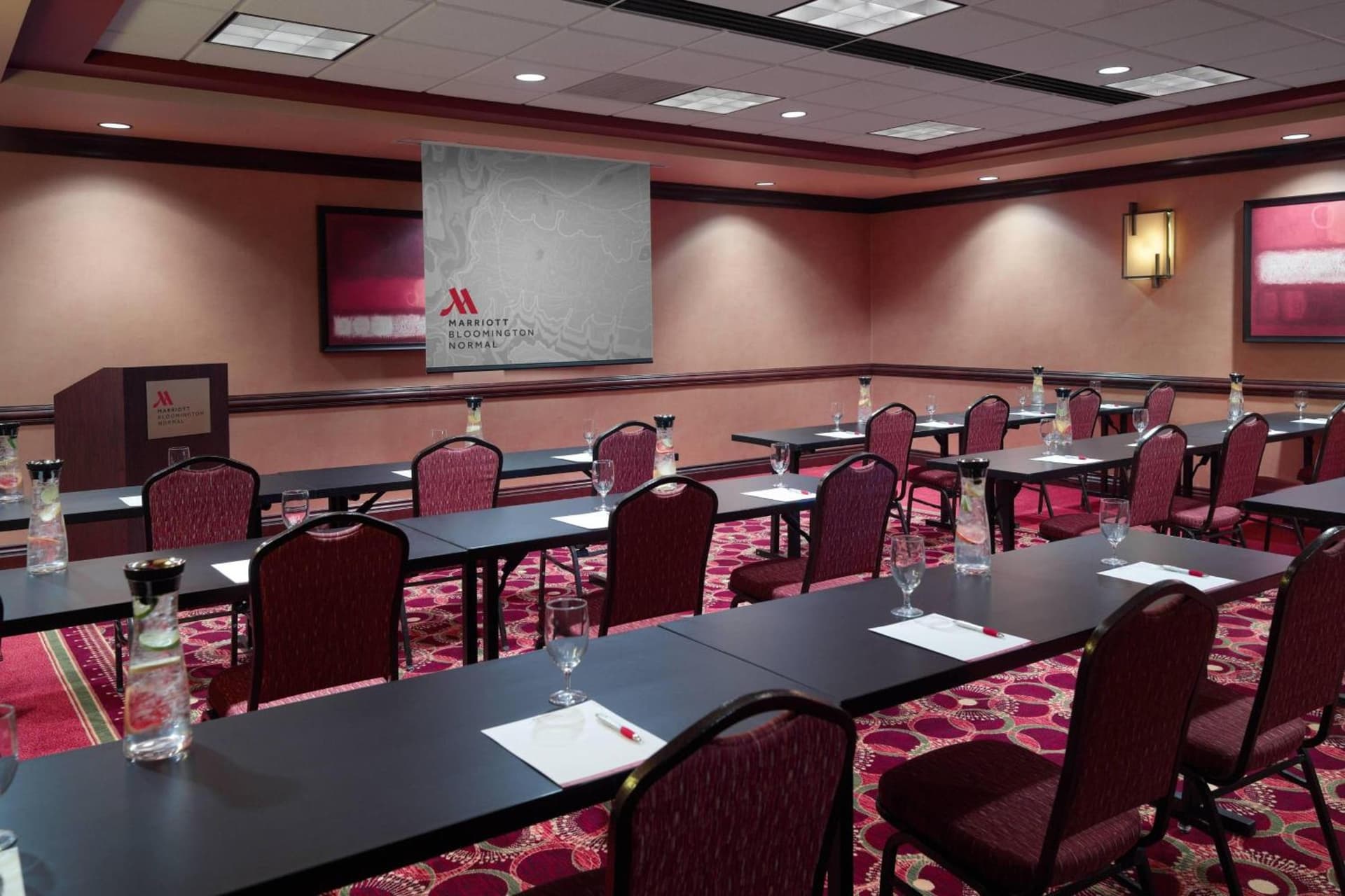 Marriott Bloomington Normal Hotel and Conference Center gallery photo in Bloomington, IL — image 43