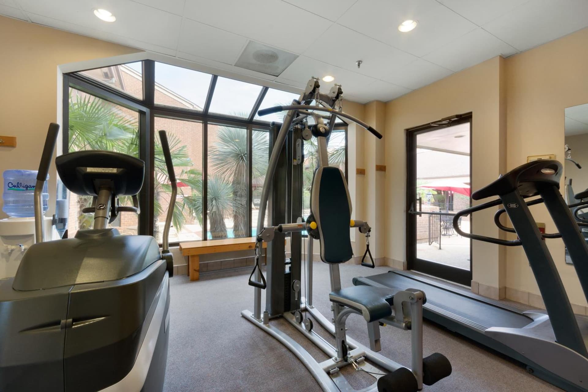 Ramada by Wyndham Raleigh gallery photo in Raleigh, NC — image 7