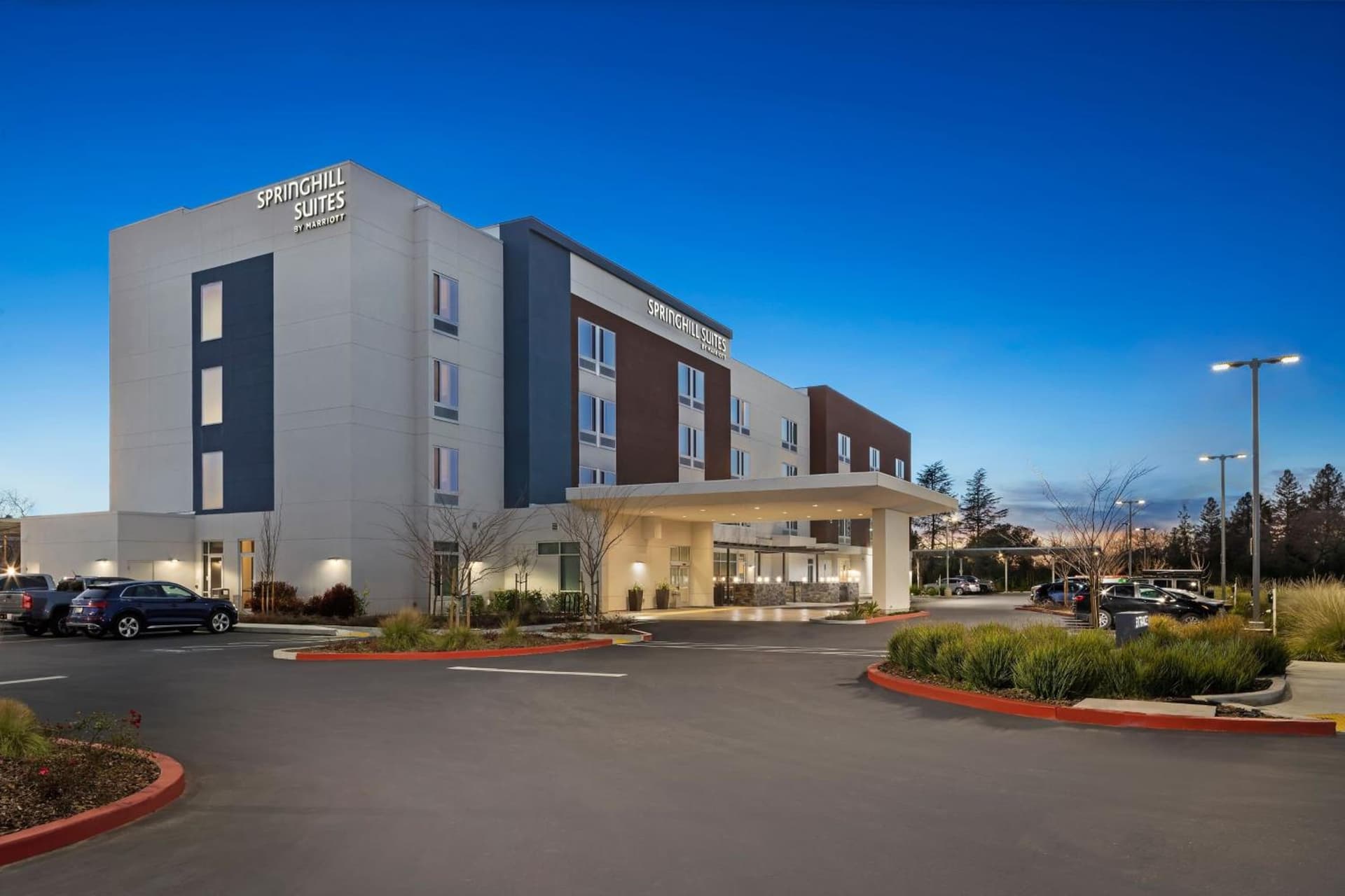 SpringHill Suites by Marriott West Sacramento interior in West Sacramento, CA — gallery photo 2