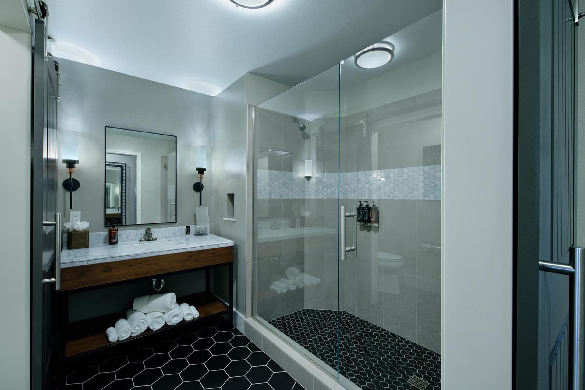 Oxford Suites Paso Robles gallery photo in Paso Robles, CA — image 53