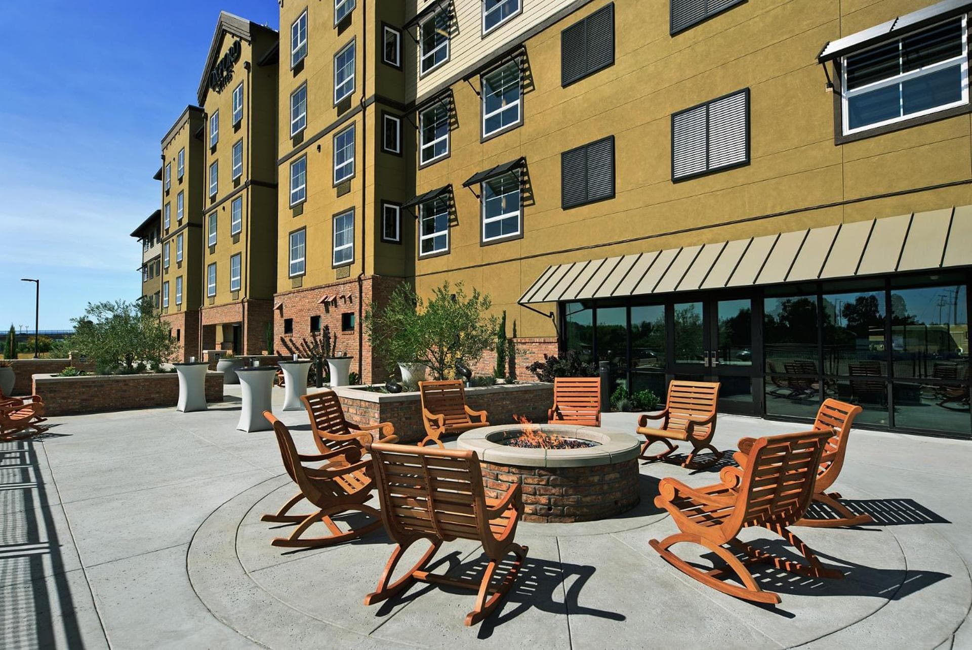 Oxford Suites Paso Robles gallery photo in Paso Robles, CA — image 42