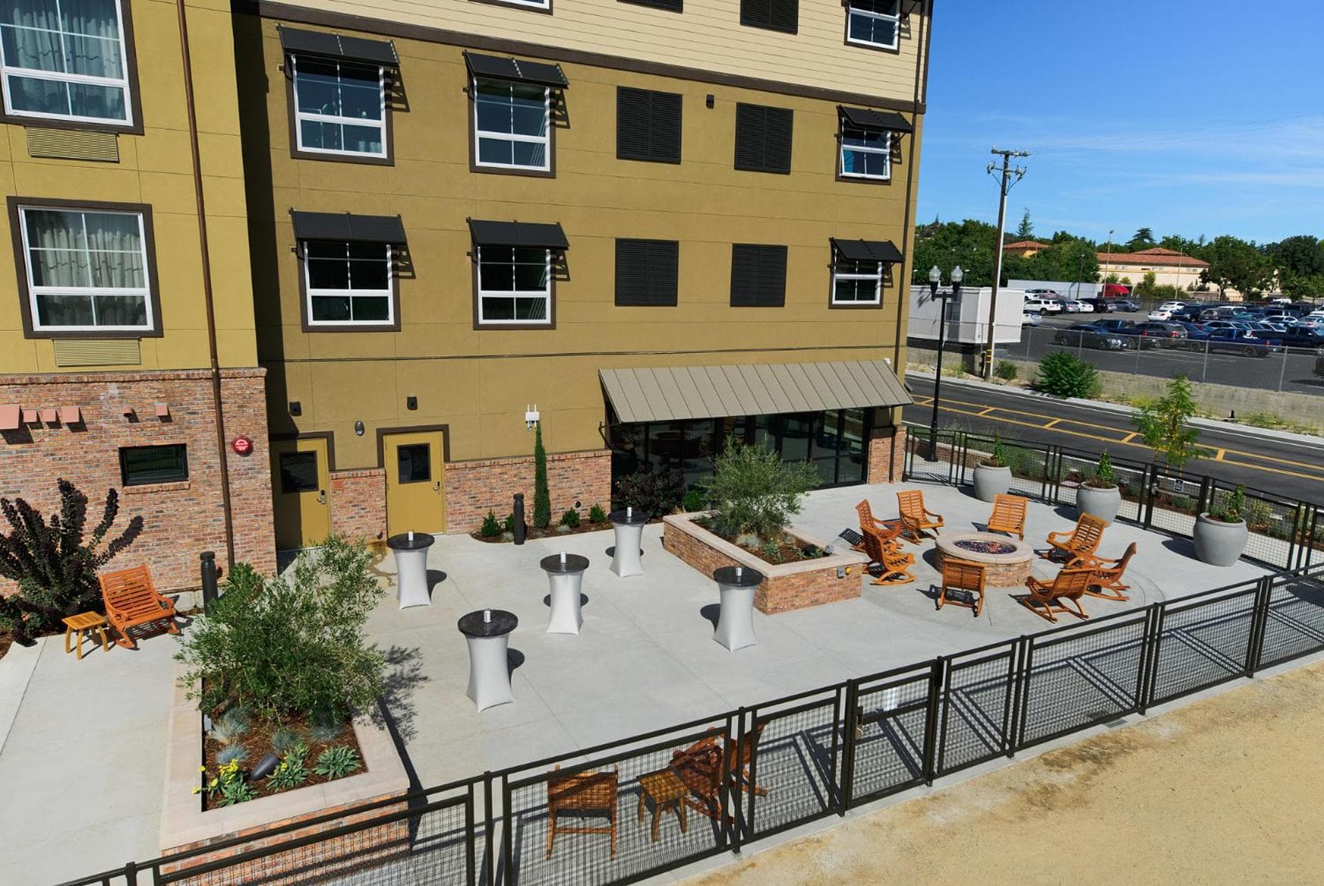 Oxford Suites Paso Robles gallery photo in Paso Robles, CA — image 6