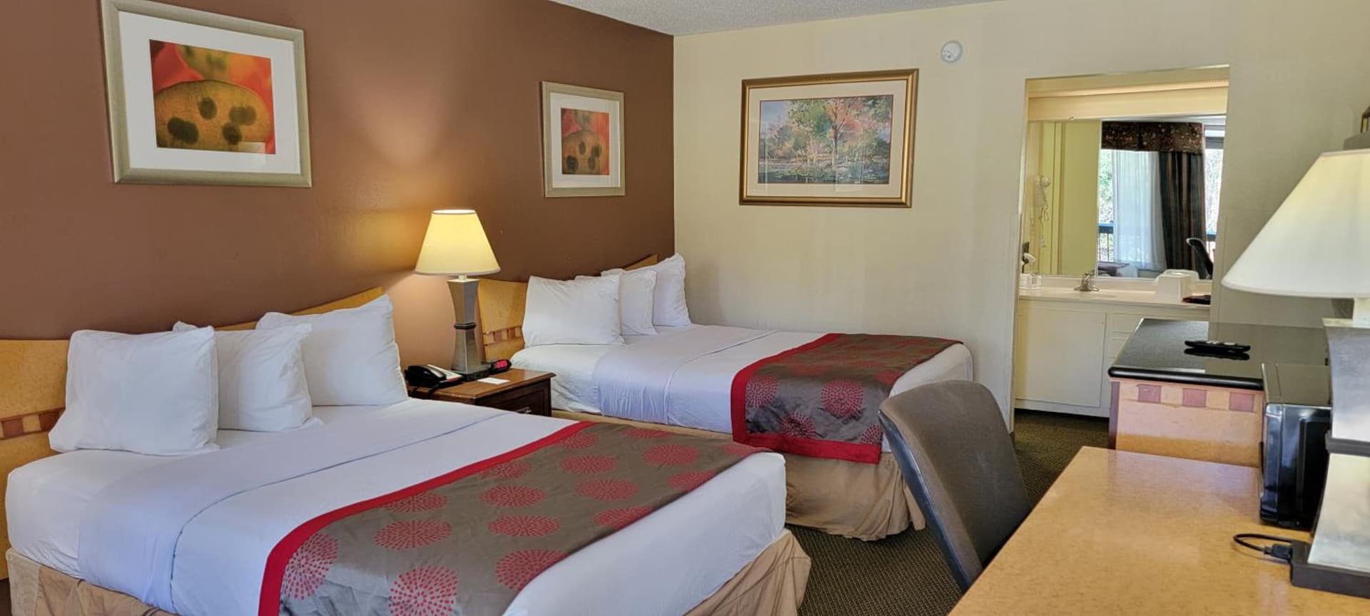 Ramada by Wyndham & Suites Warner Robins gallery photo in Warner Robins, GA — image 35