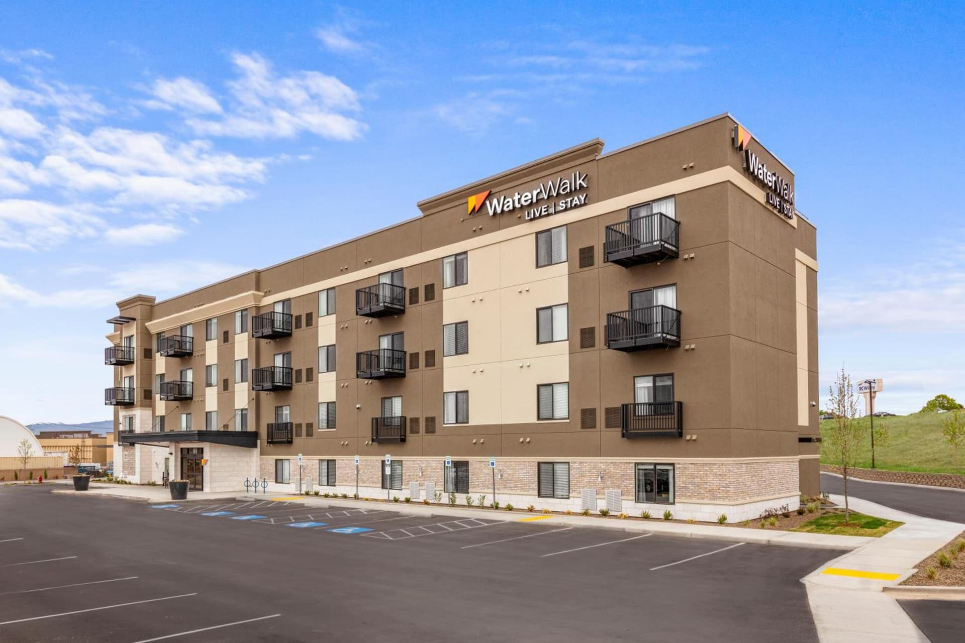 WaterWalk Extended Stay by Wyndham Boise Meridian gallery photo in Meridian, ID — image 8
